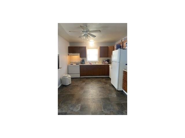 108 Menard Street, Riverton, Illinois image 3