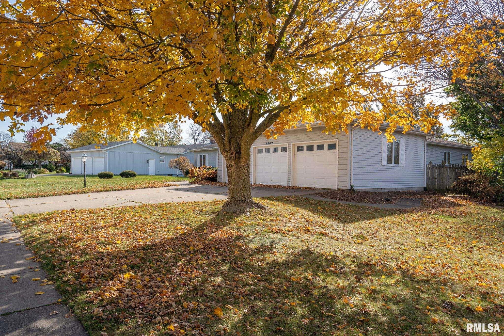 4807 Torrey Pines Court, Davenport, Iowa image 3