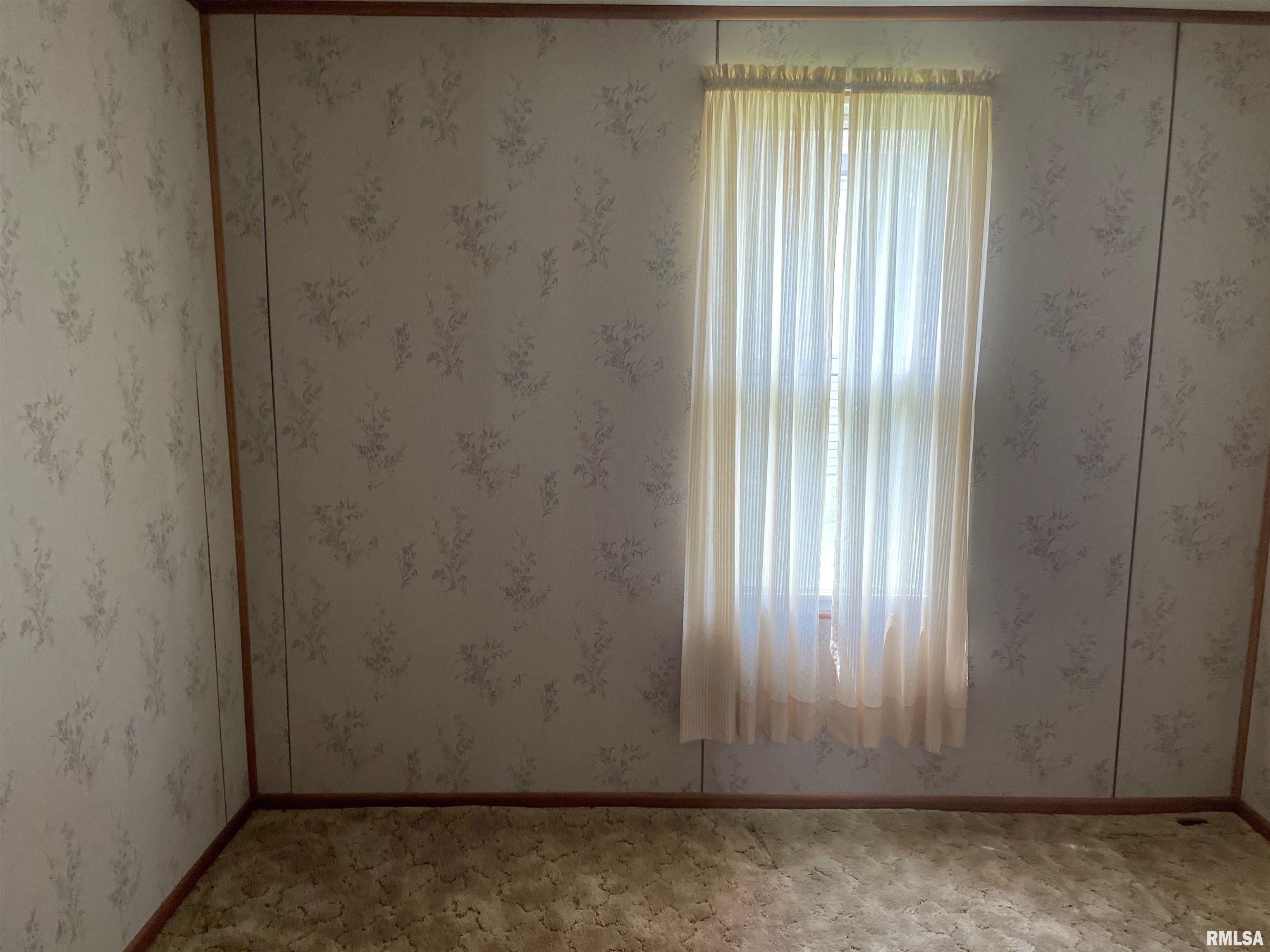 529 N Johnson Street, Macomb, Illinois image 4