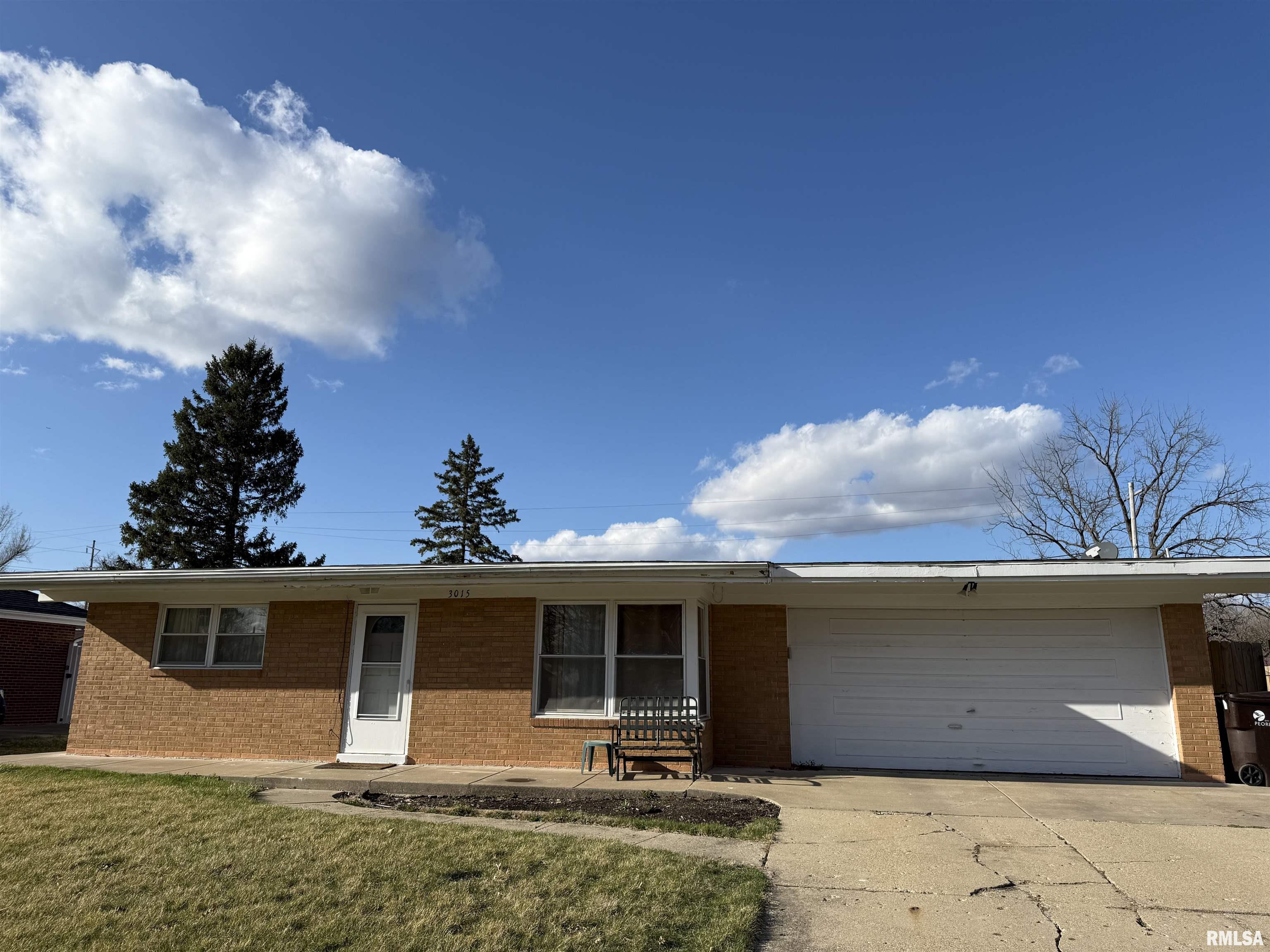 3015 W Westport Road, Peoria, Illinois image 1