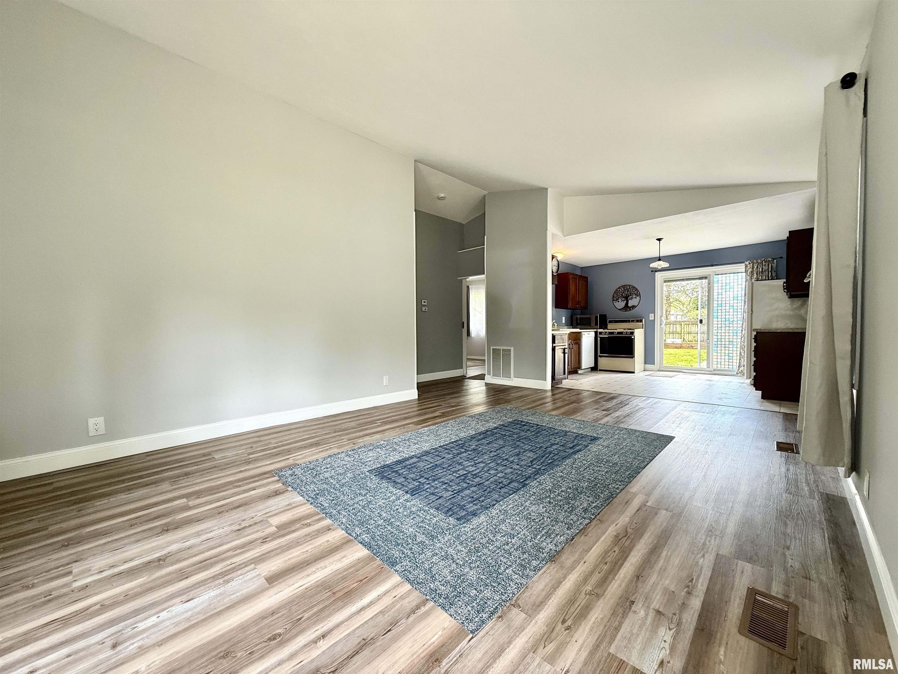 1622 E Glenn Avenue, Springfield, Illinois image 3