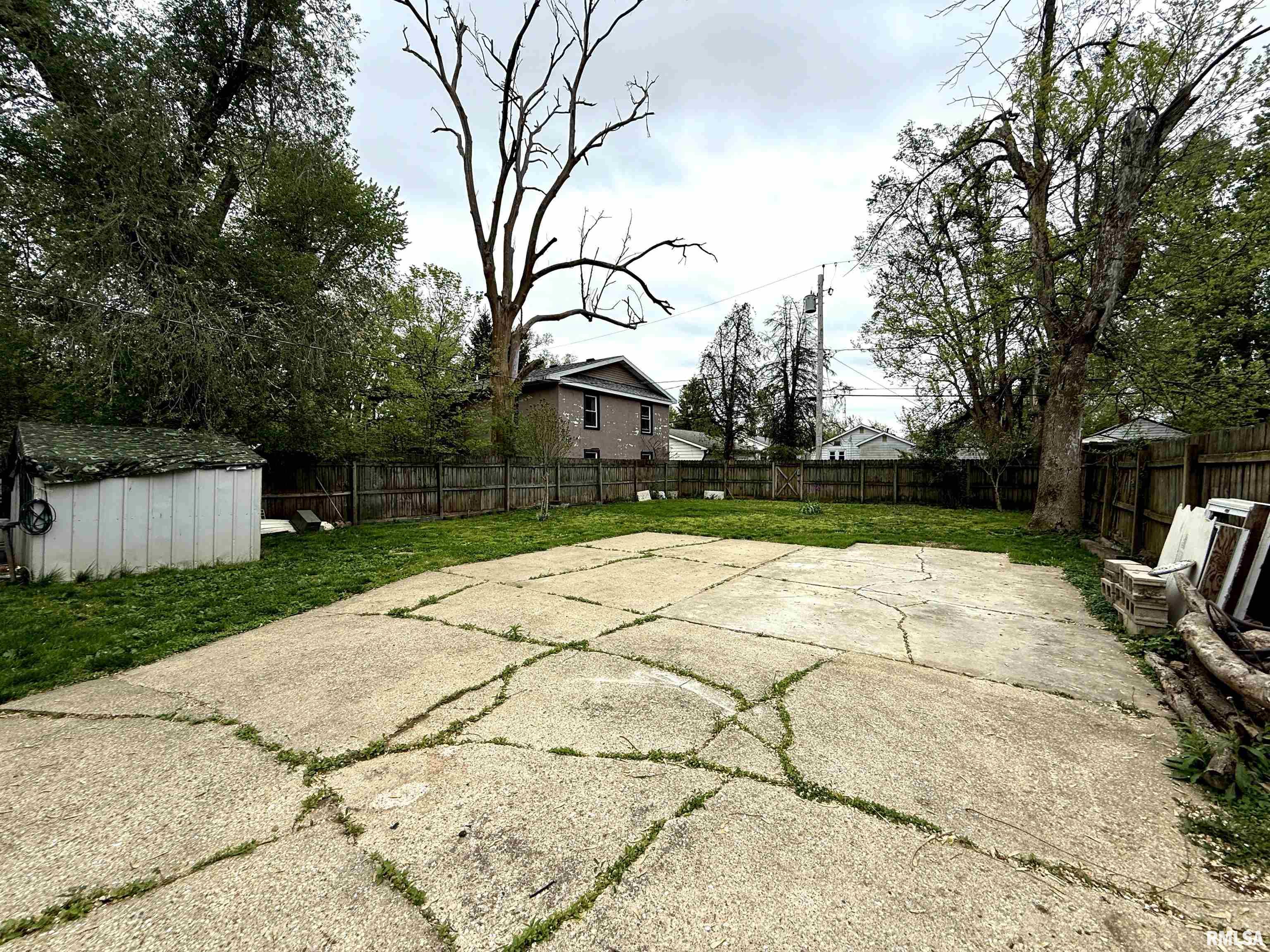 1622 E Glenn Avenue, Springfield, Illinois image 16