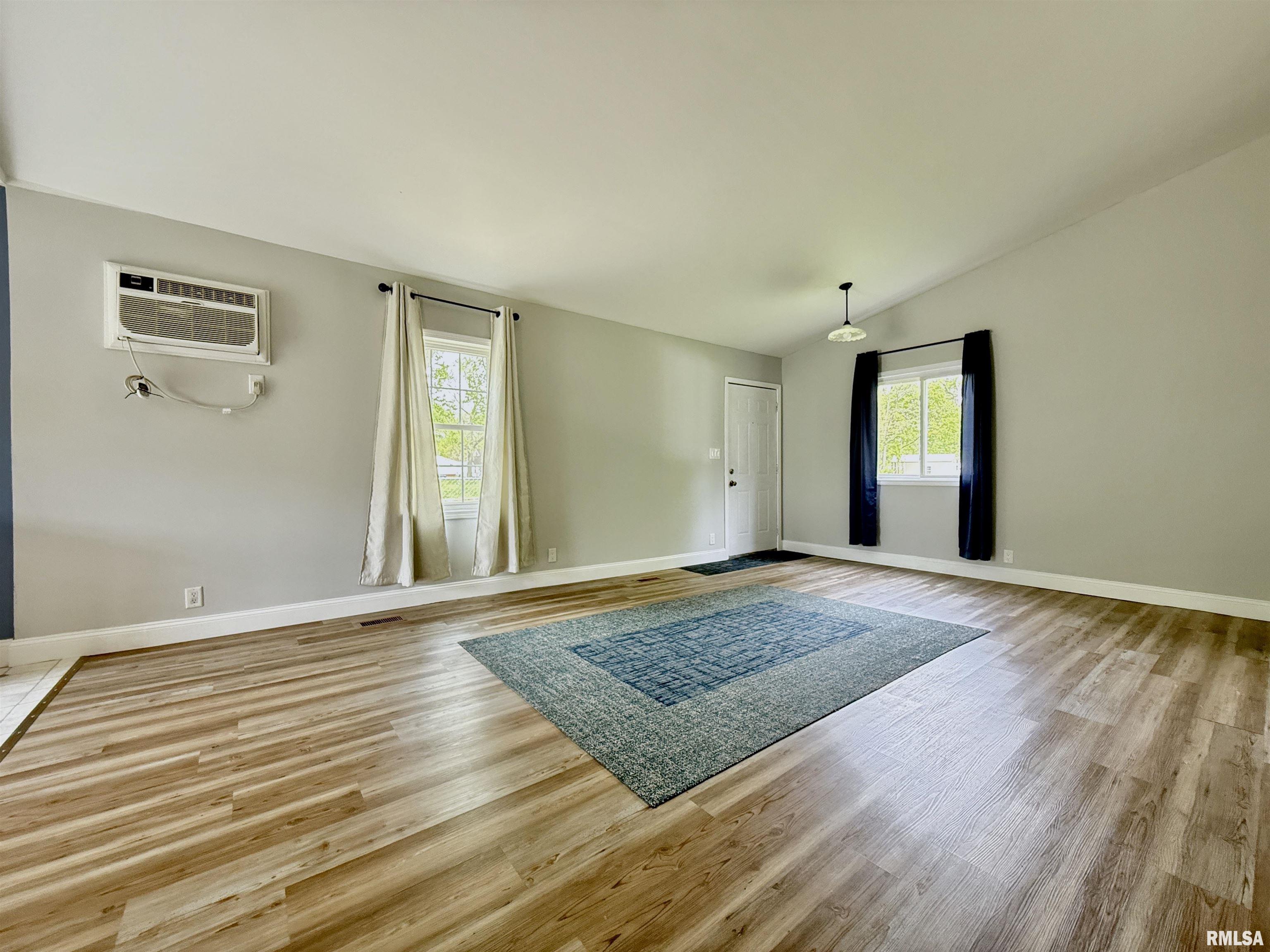 1622 E Glenn Avenue, Springfield, Illinois image 4