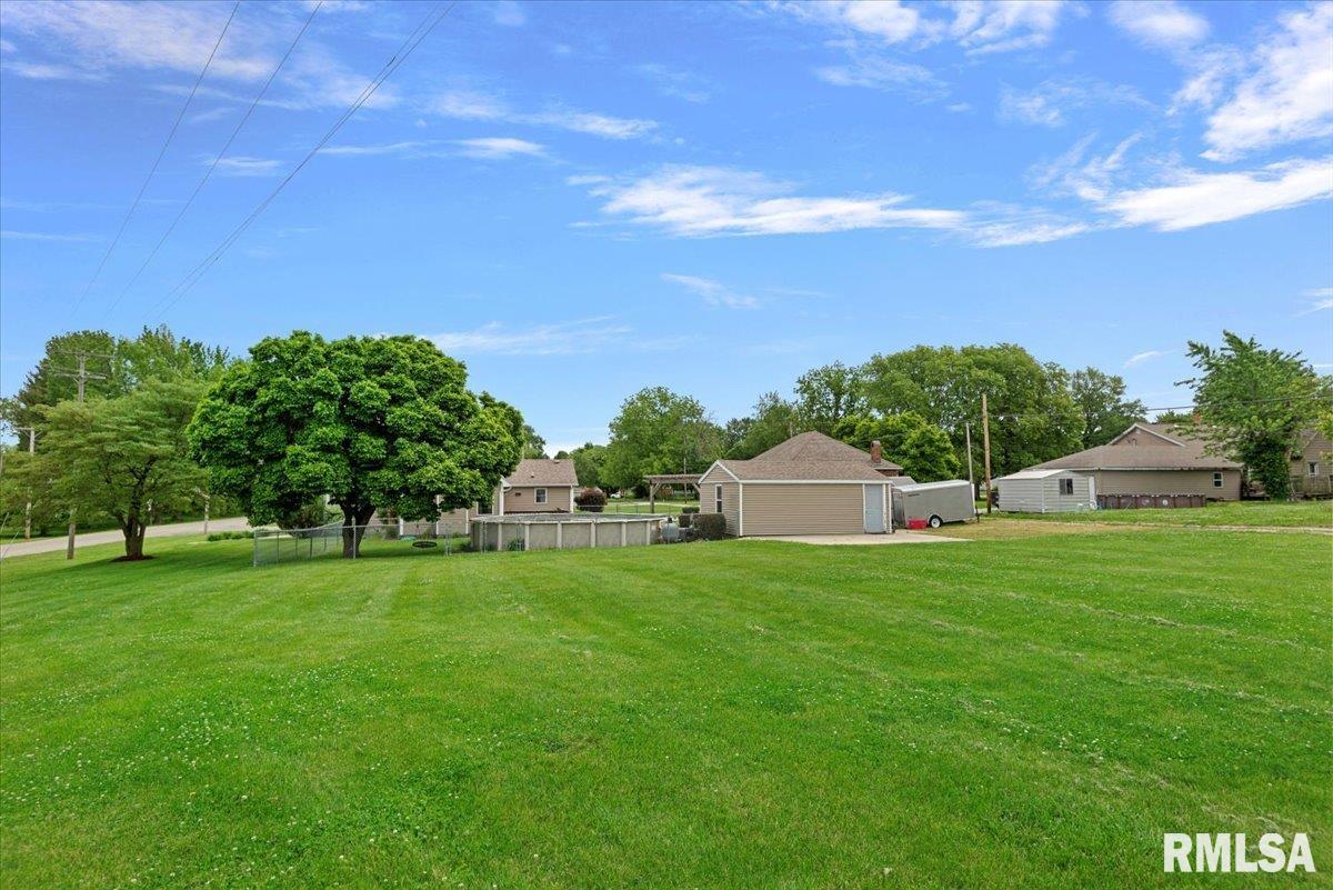 401 W Adams Street, Greenview, Illinois image 32