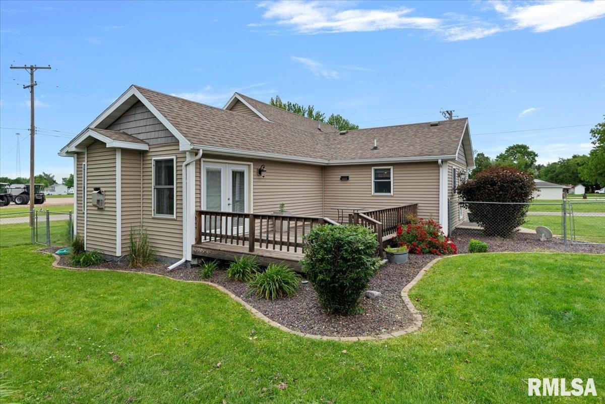 401 W Adams Street, Greenview, Illinois image 37