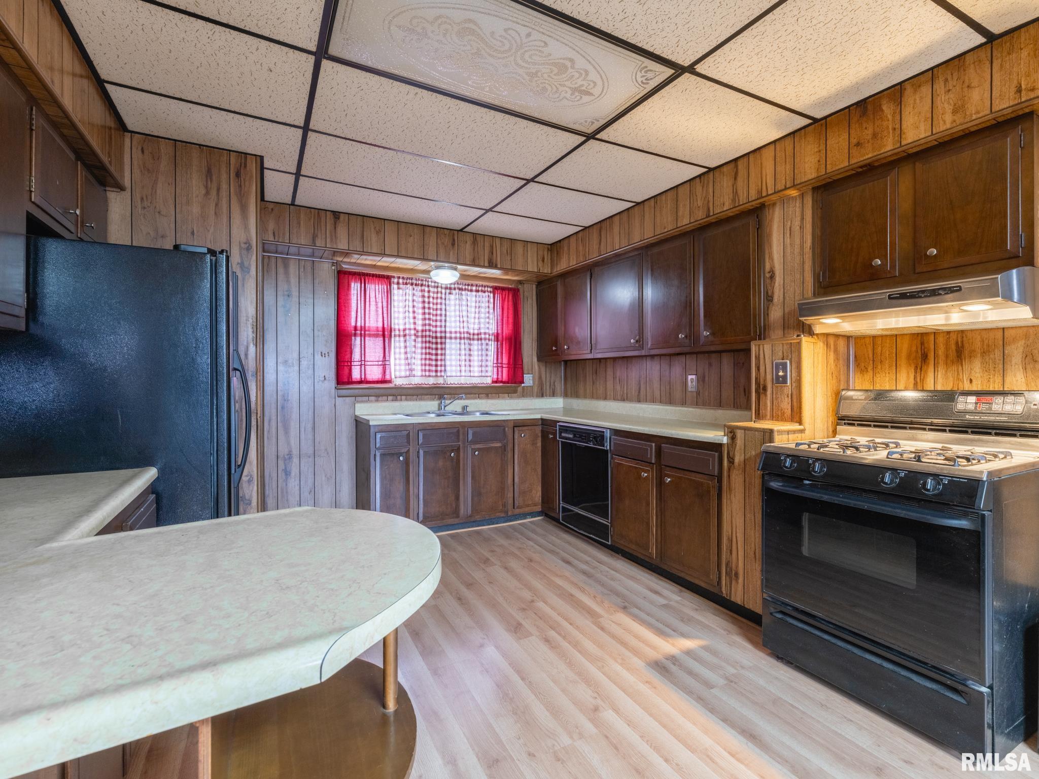 320 Treasure Street, Bartonville, Illinois image 2
