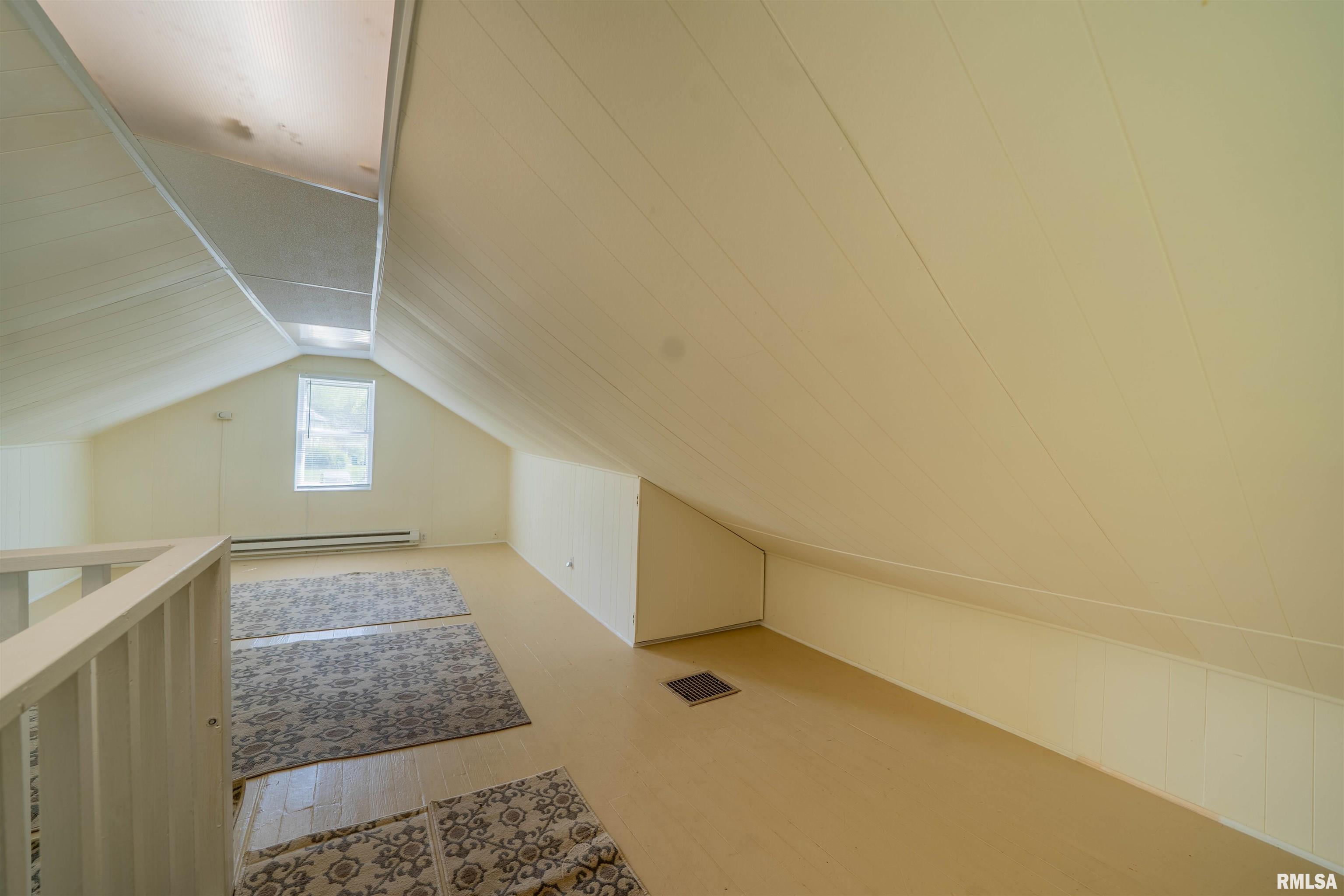 212 S Cone Street, Farmington, Illinois image 13