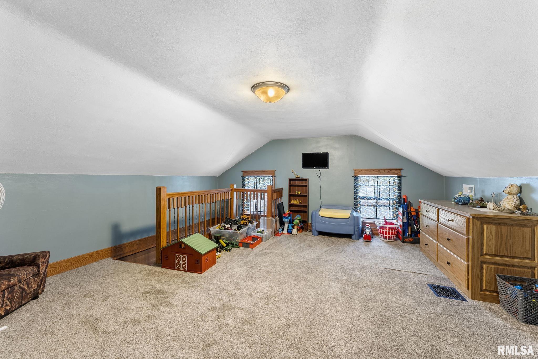 301 W Jackson Street, Joy, Illinois image 16