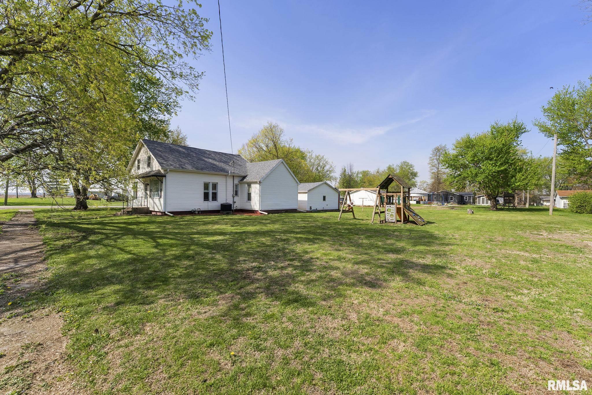301 W Jackson Street, Joy, Illinois image 20