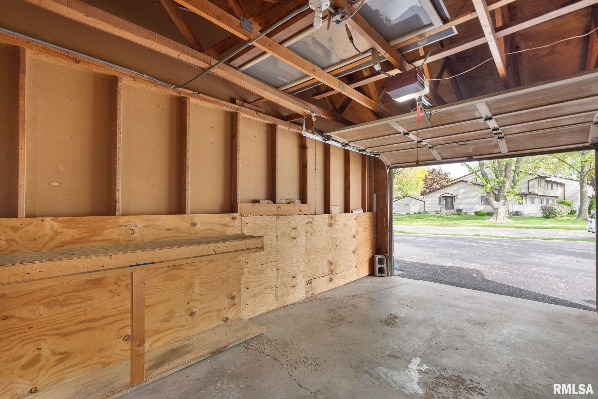 3419 Johnathan Avenue, Bettendorf, Iowa image 28