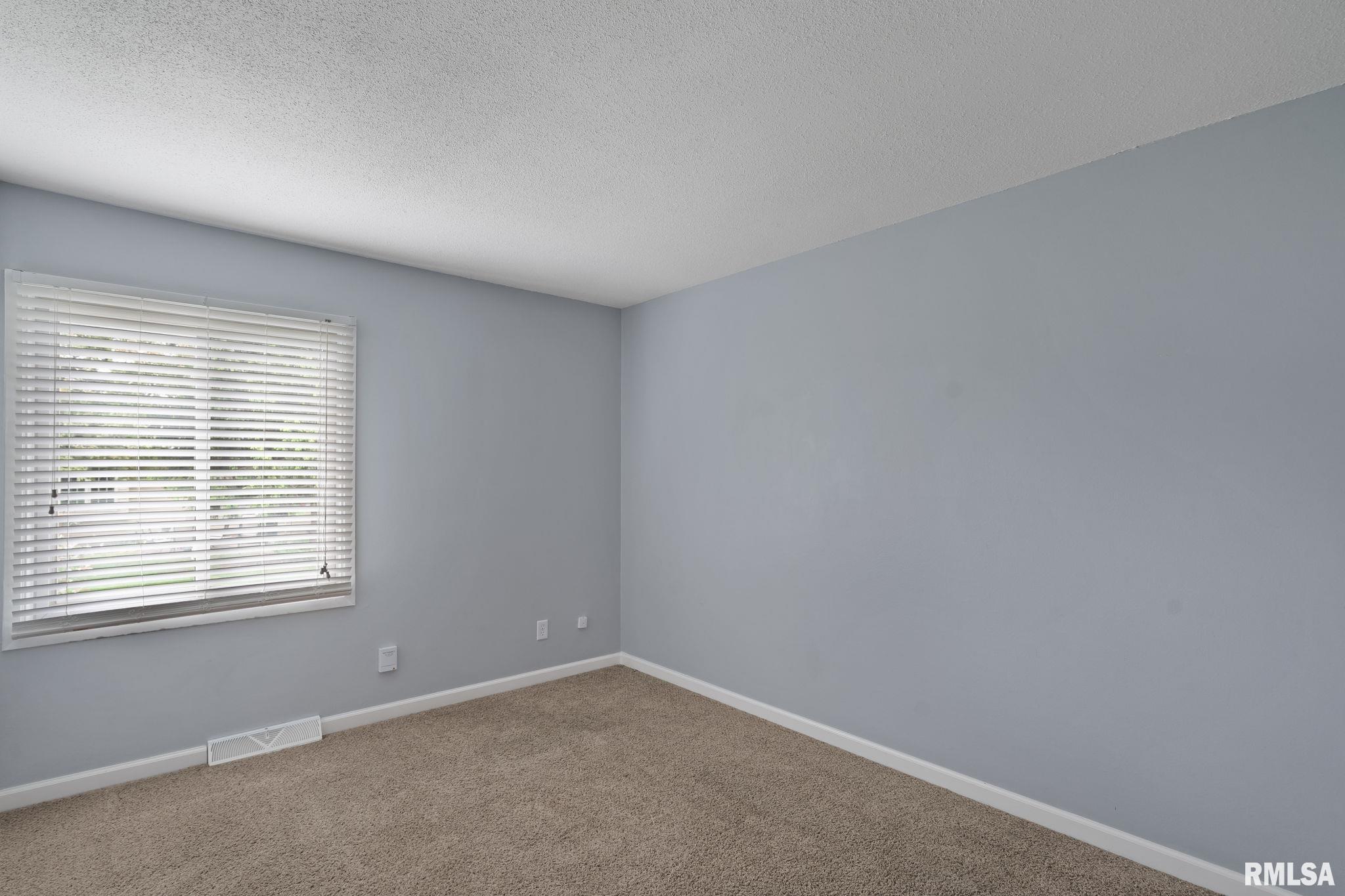 3419 Johnathan Avenue, Bettendorf, Iowa image 14