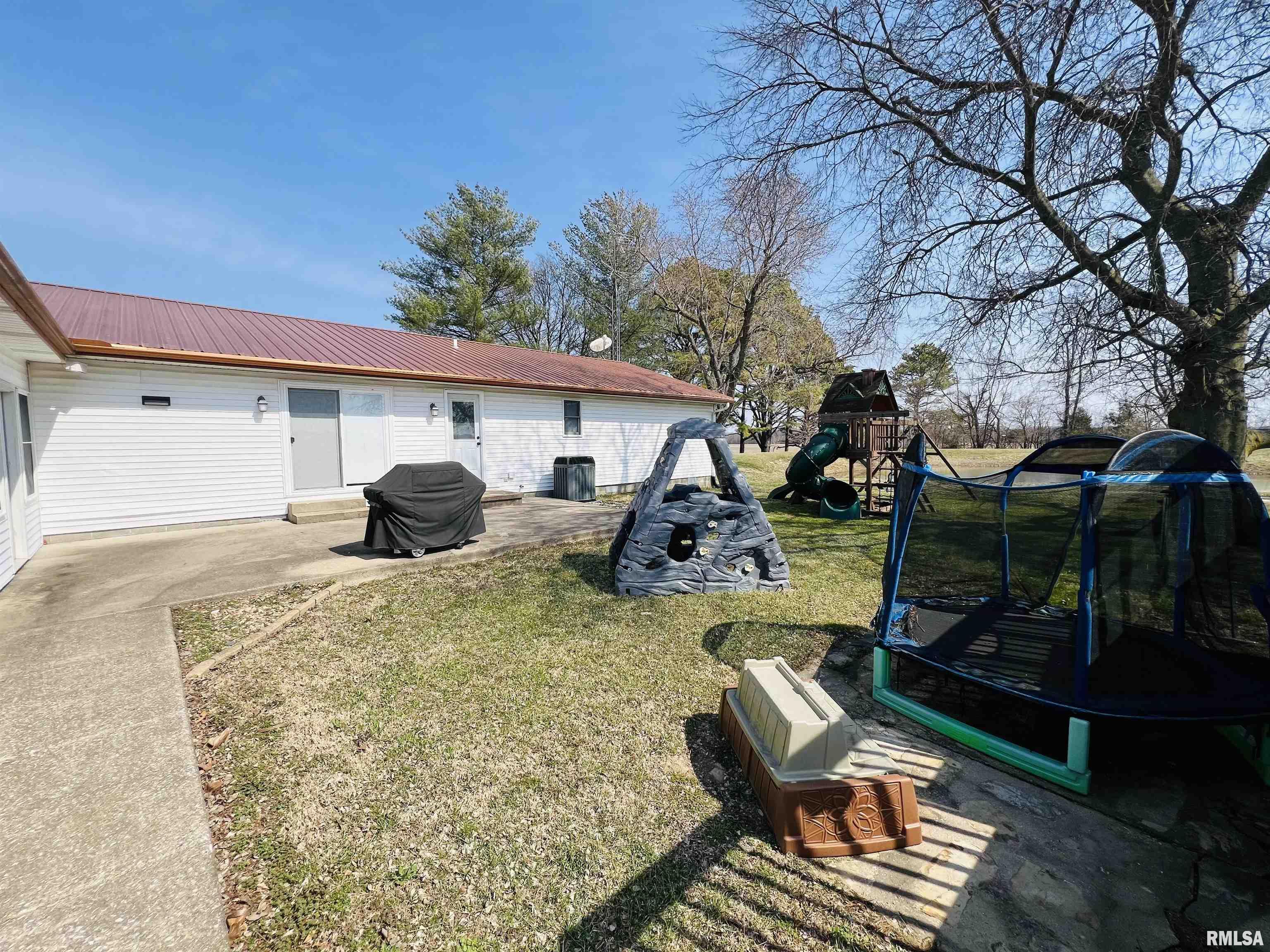 2695 Douglass Road, Eldorado, Illinois image 16