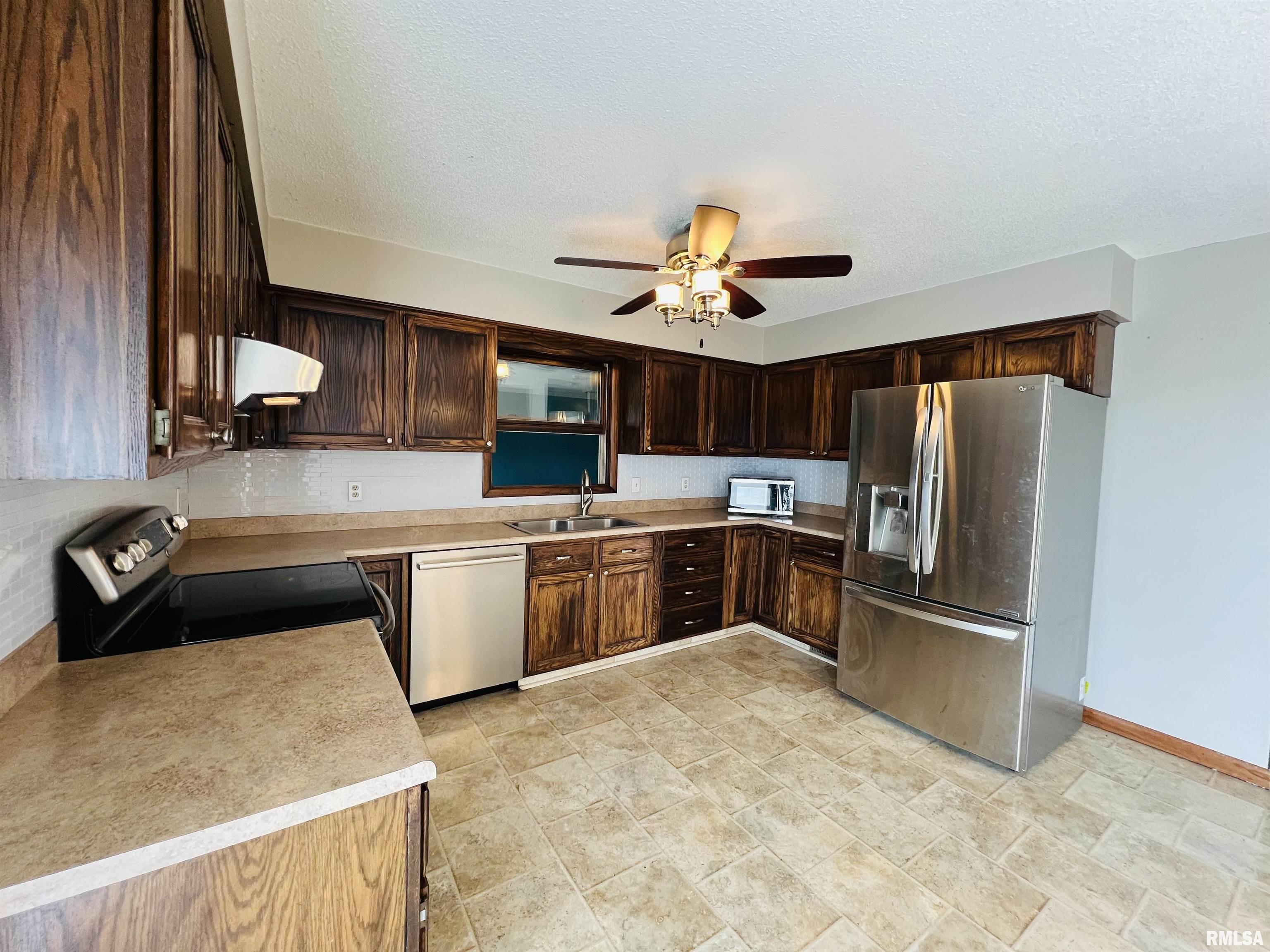 2695 Douglass Road, Eldorado, Illinois image 24