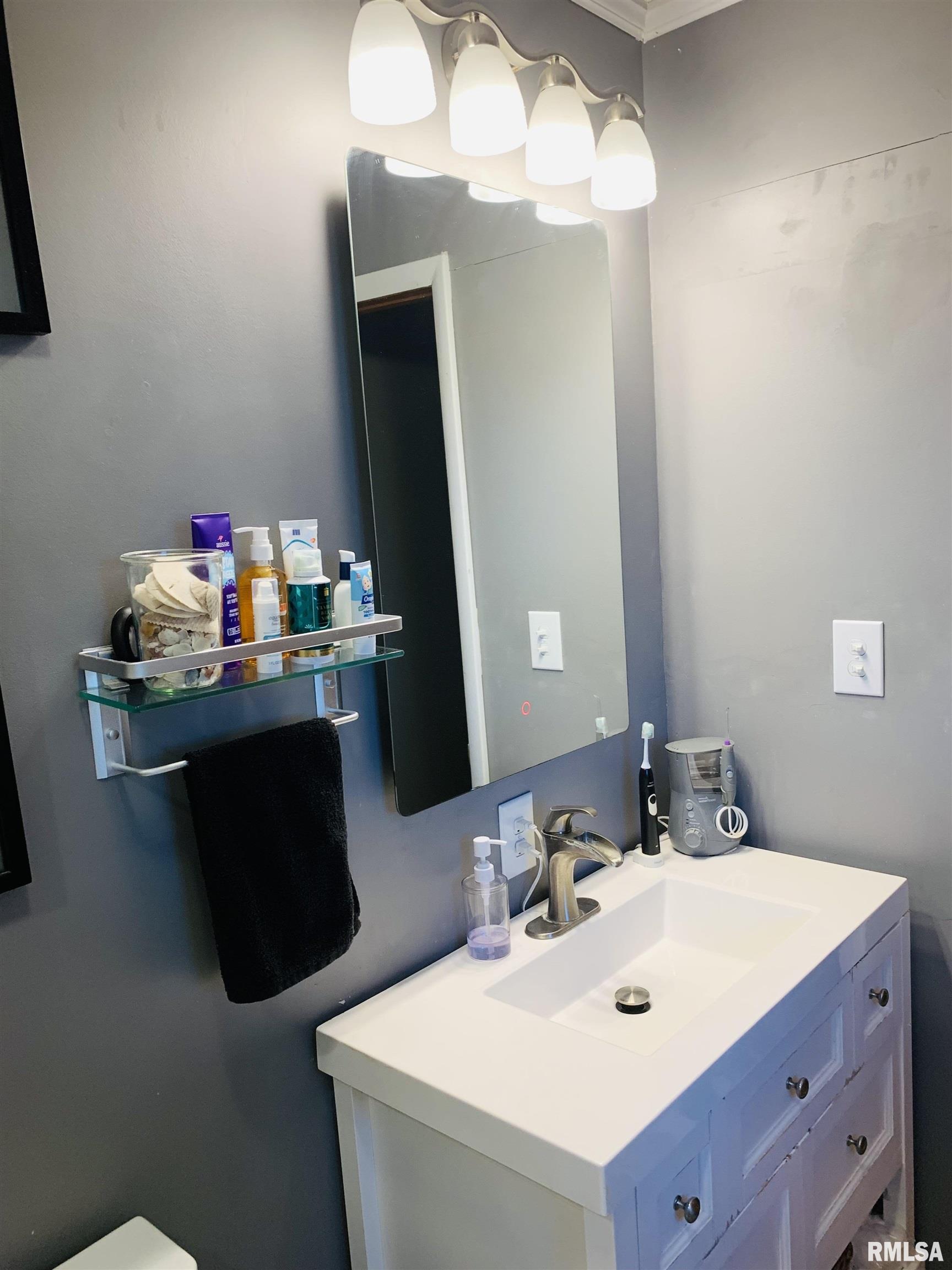2695 Douglass Road, Eldorado, Illinois image 39