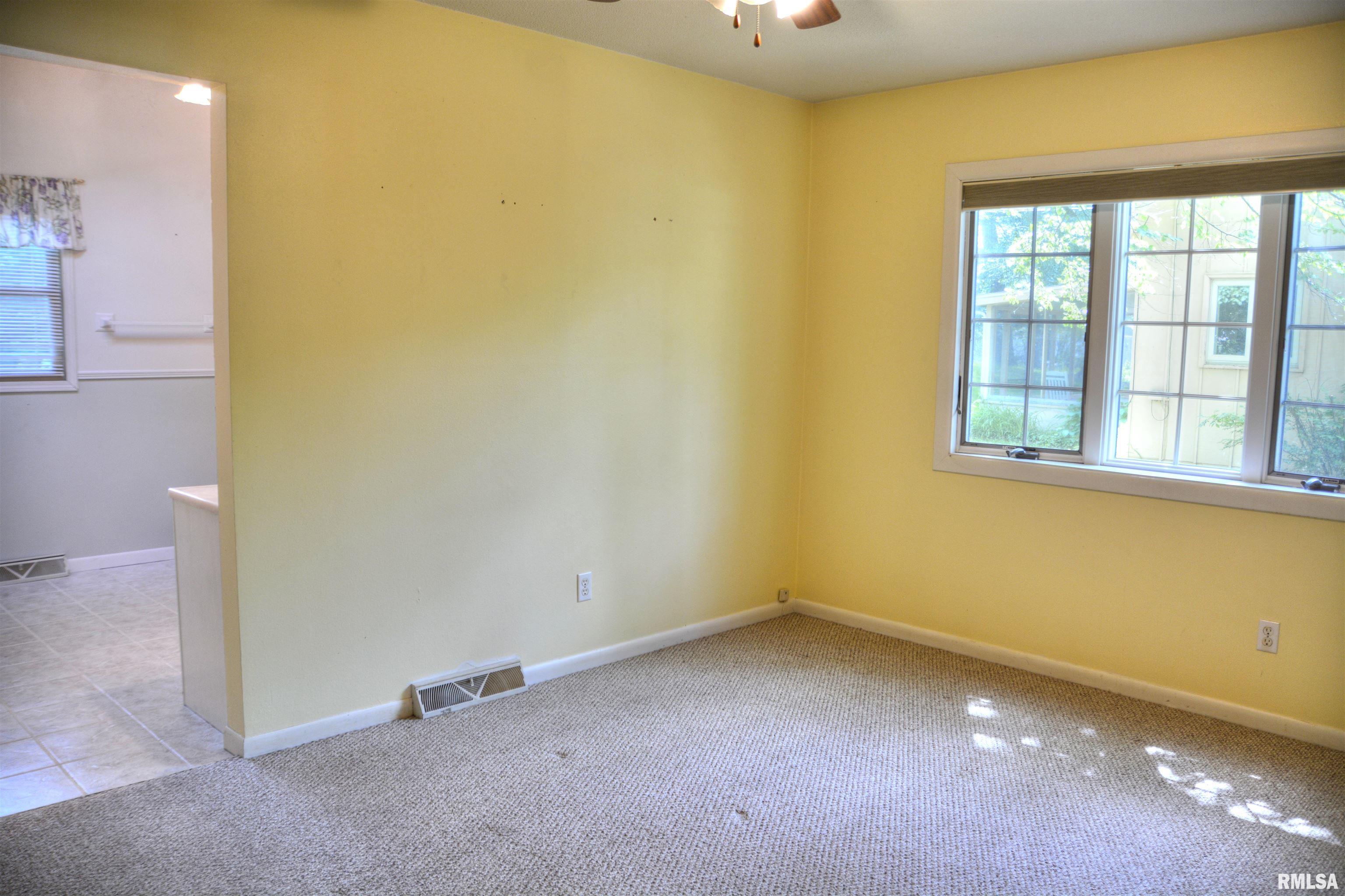 298 Jana Road, Macomb, Illinois image 16