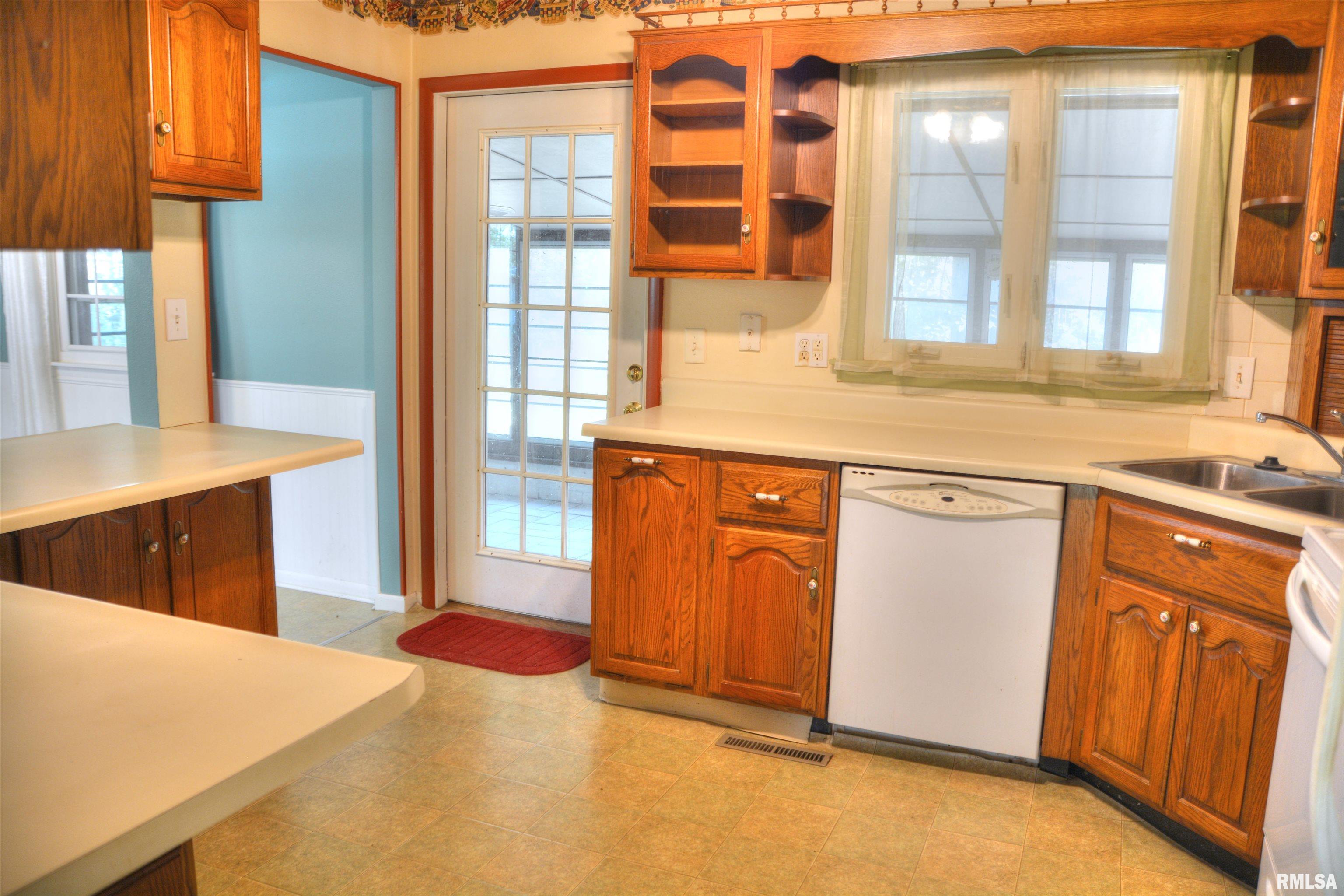 298 Jana Road, Macomb, Illinois image 11