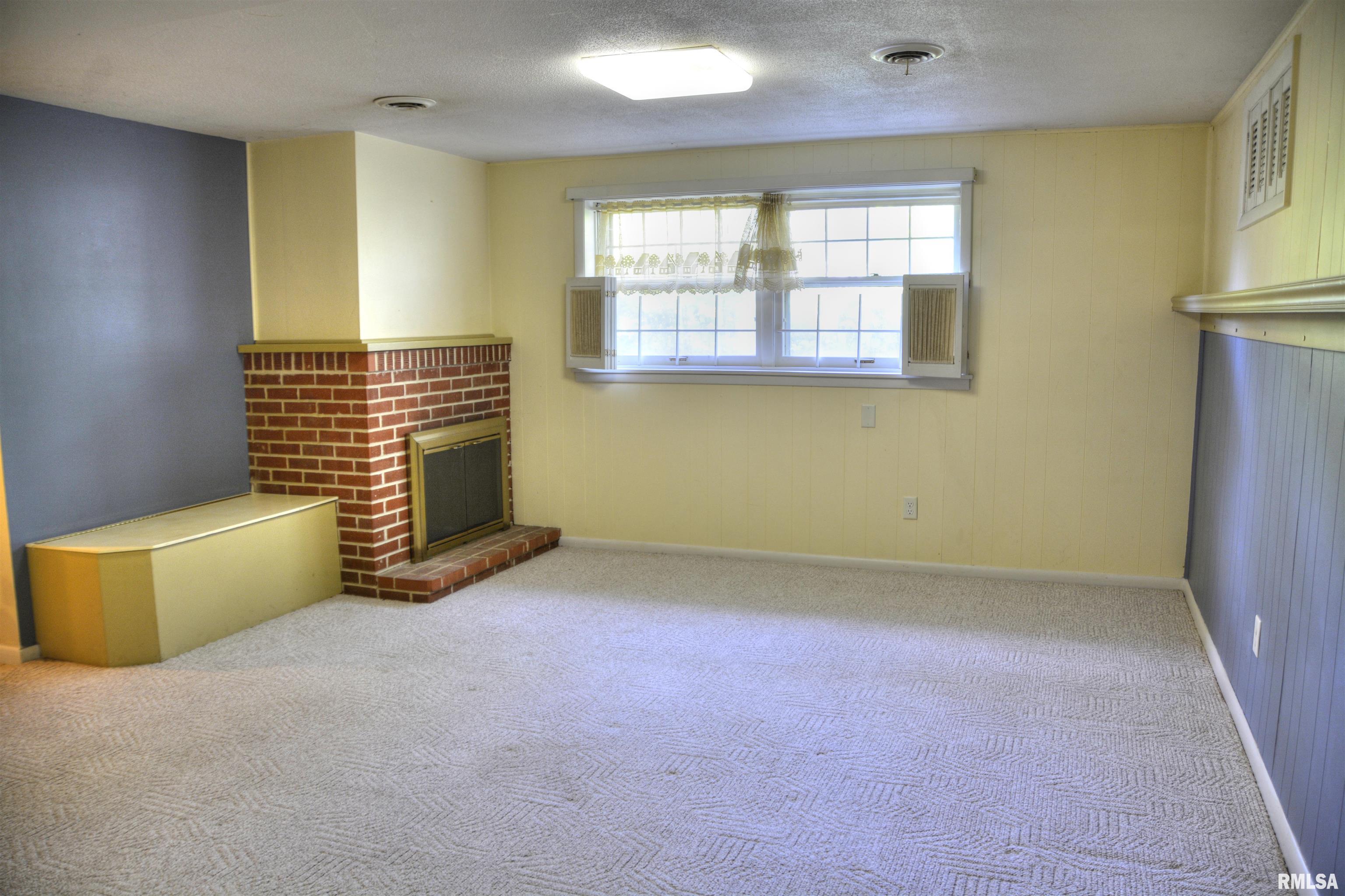 298 Jana Road, Macomb, Illinois image 13