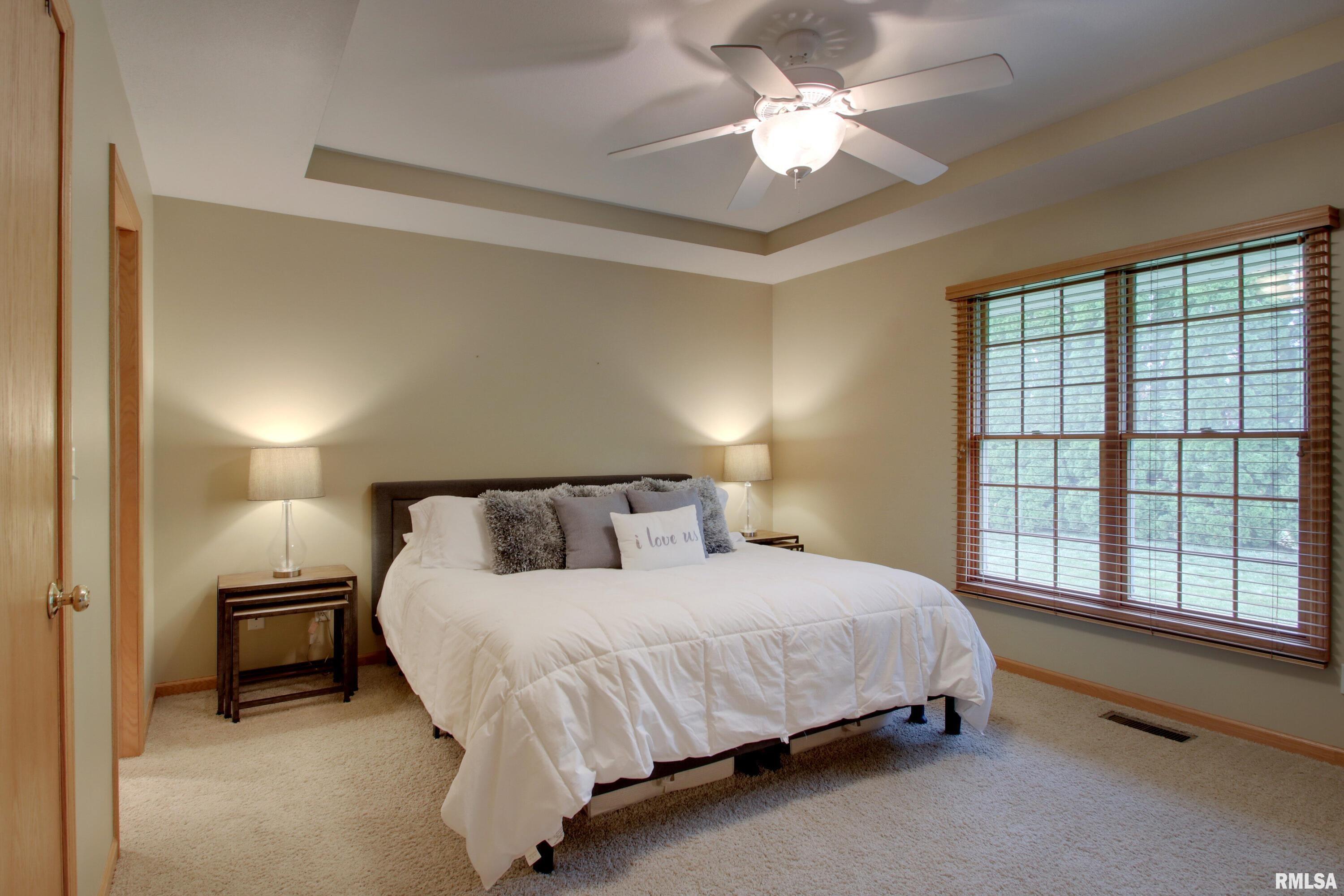 2723 Ridgecrest Drive, Quincy, Illinois image 10