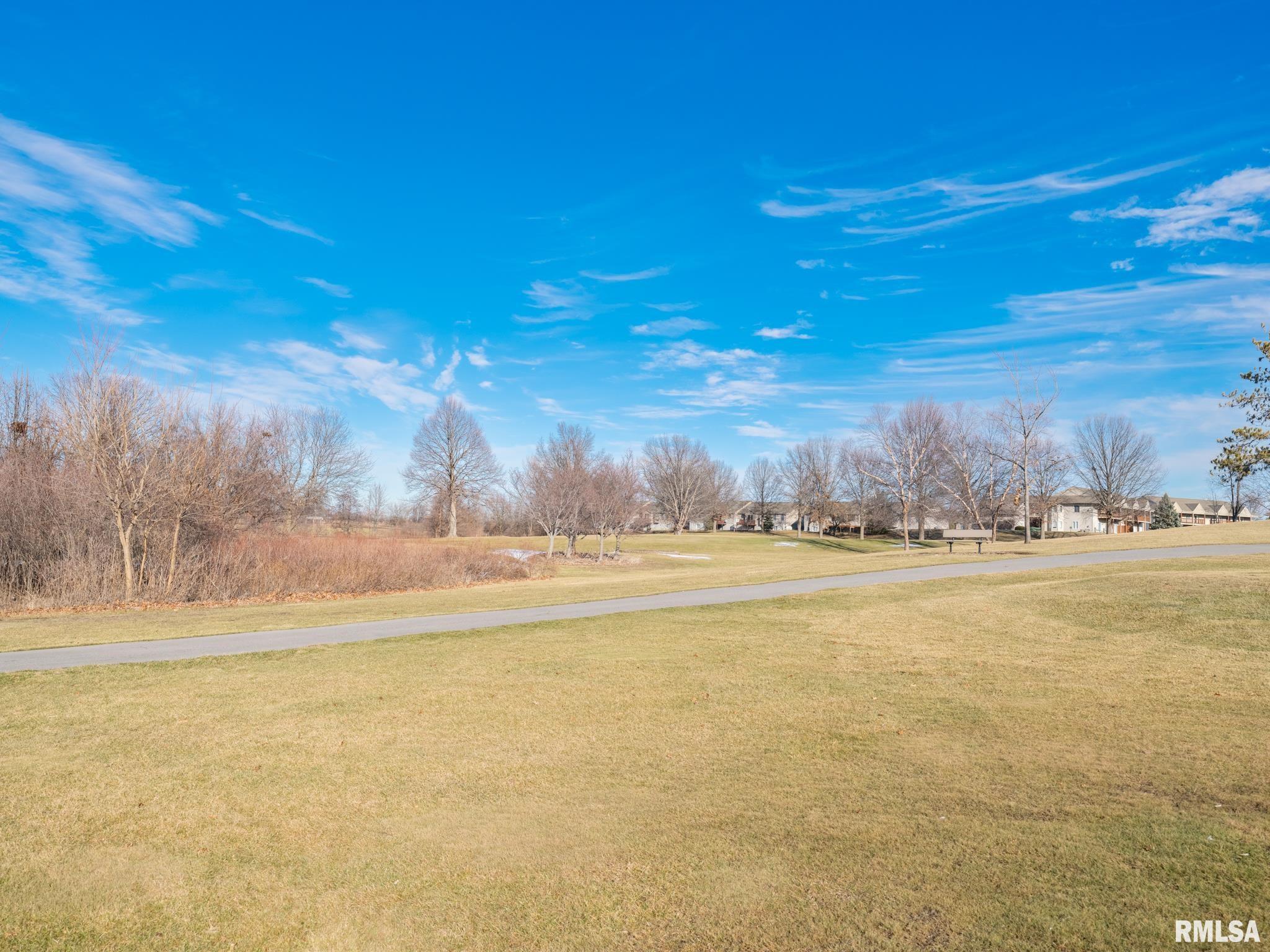 3215 W Willow Knolls Road #D78, Peoria, Illinois image 8