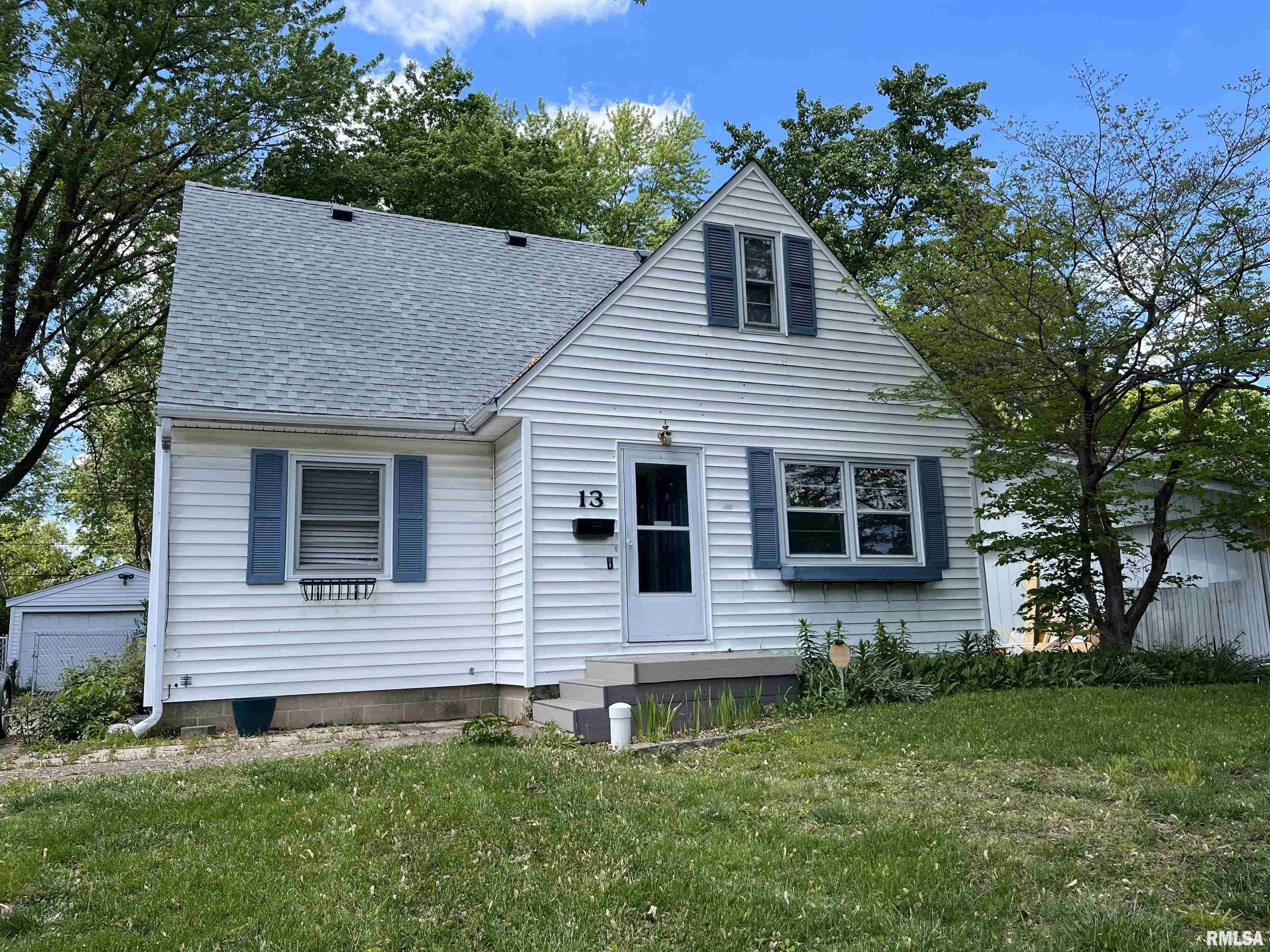 13 N Oxford Road, Springfield, Illinois image 1