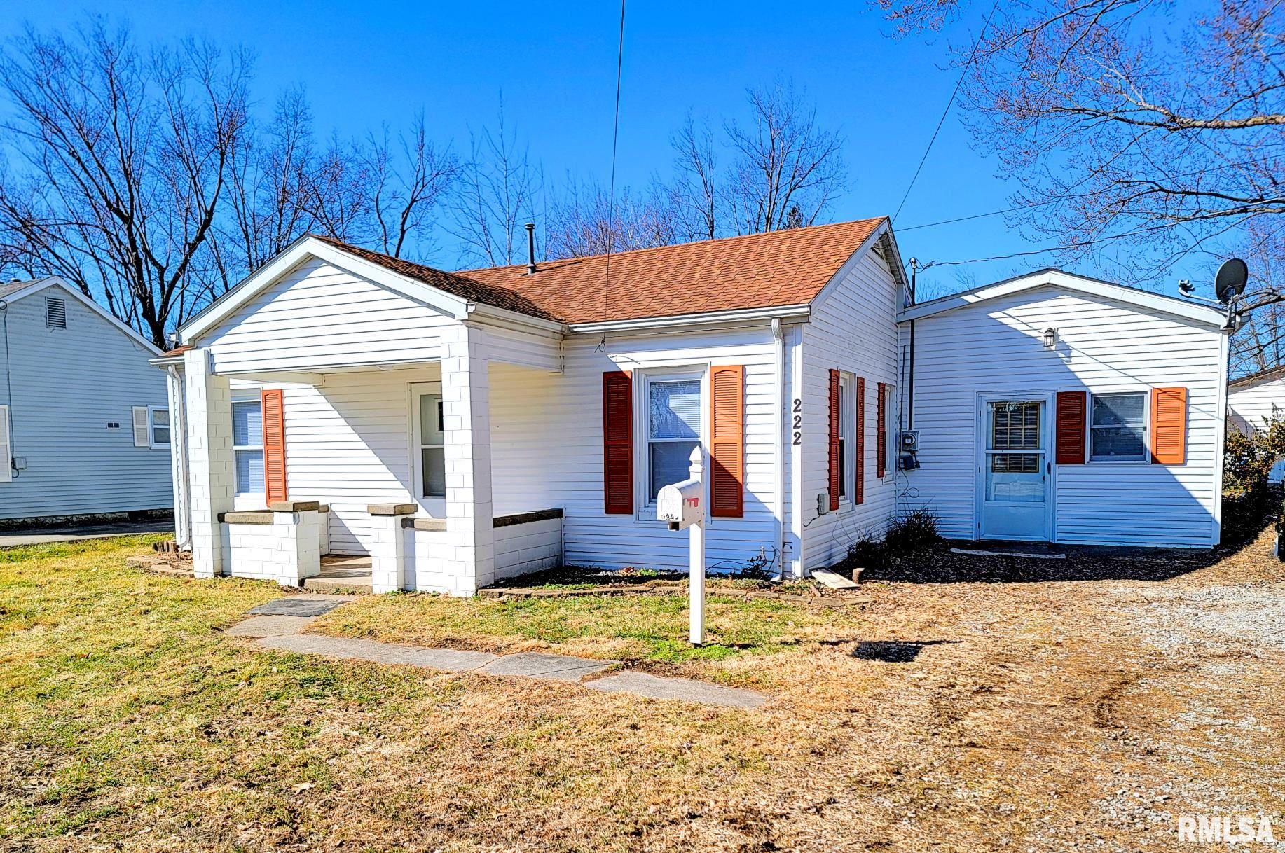 222 Austin Avenue, Flora, Illinois image 1