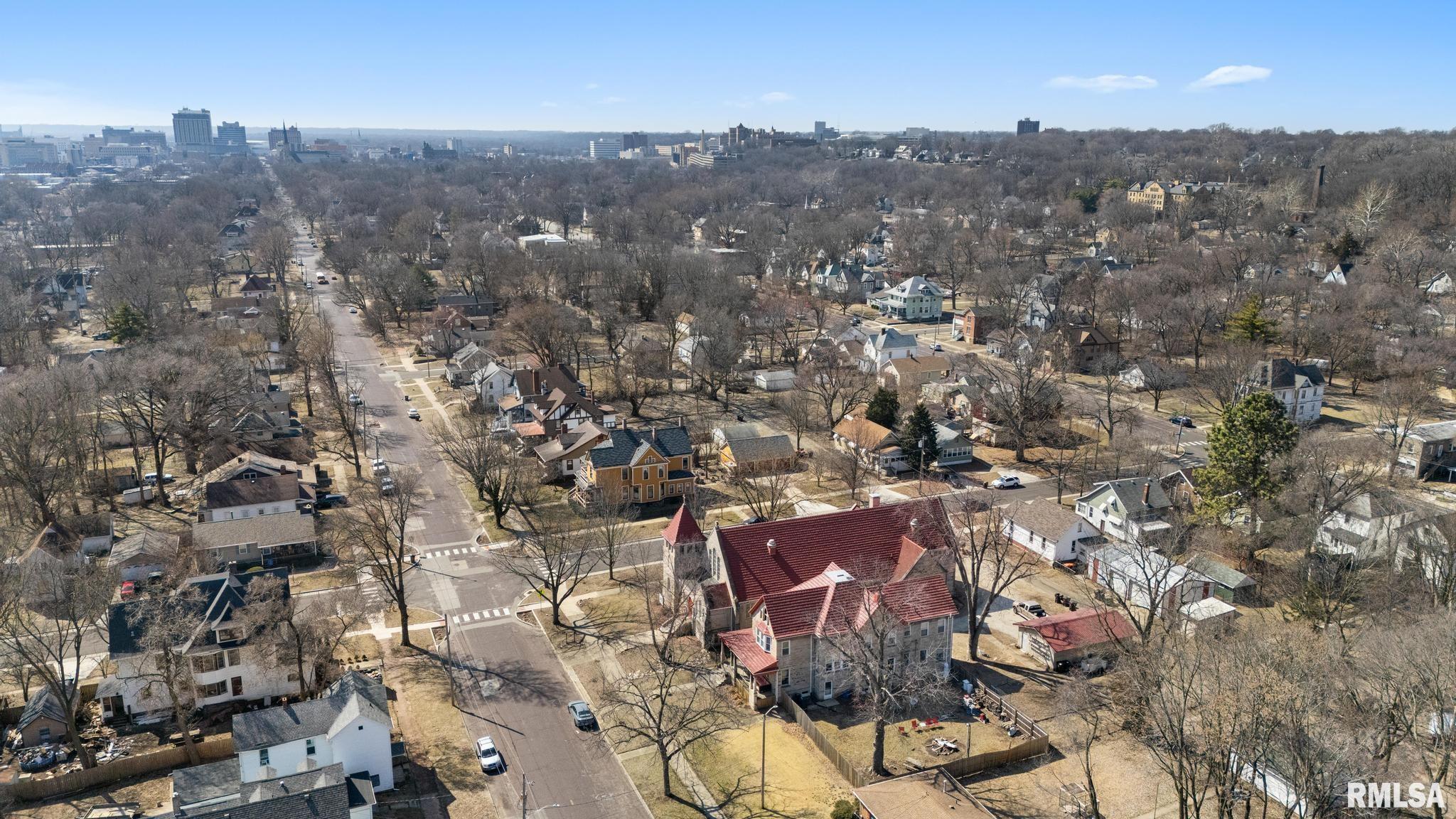 1601 NE Madison Avenue, Peoria, Illinois image 34