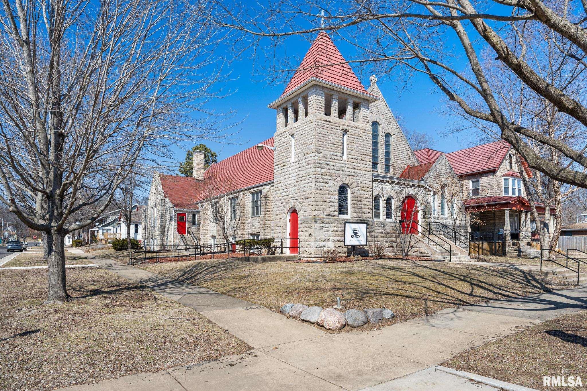 1601 NE Madison Avenue, Peoria, Illinois image 4