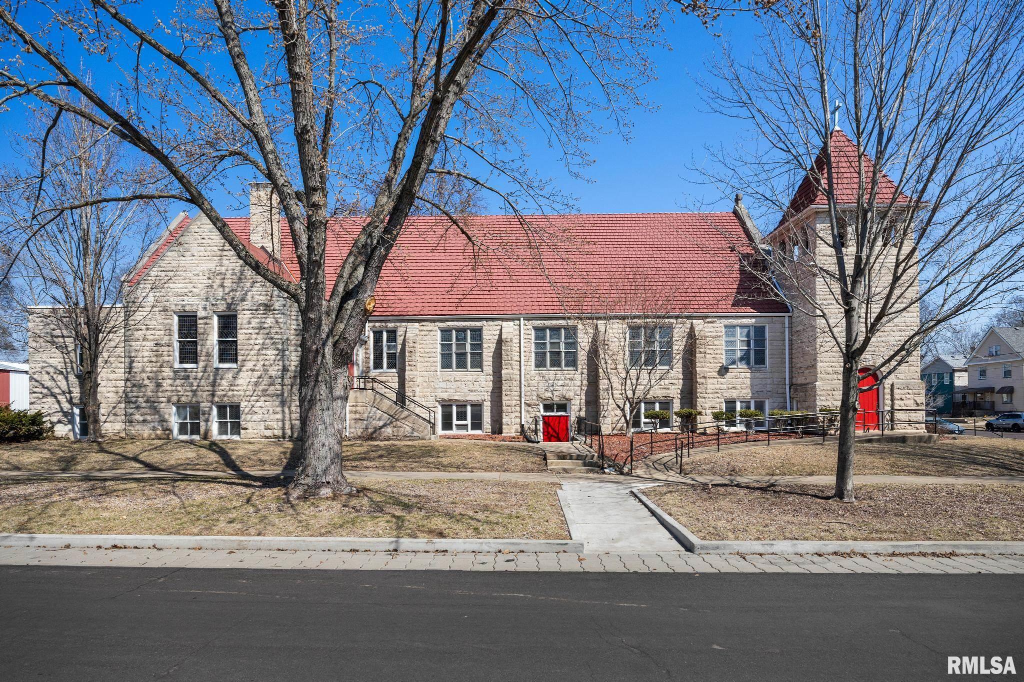 1601 NE Madison Avenue, Peoria, Illinois image 5