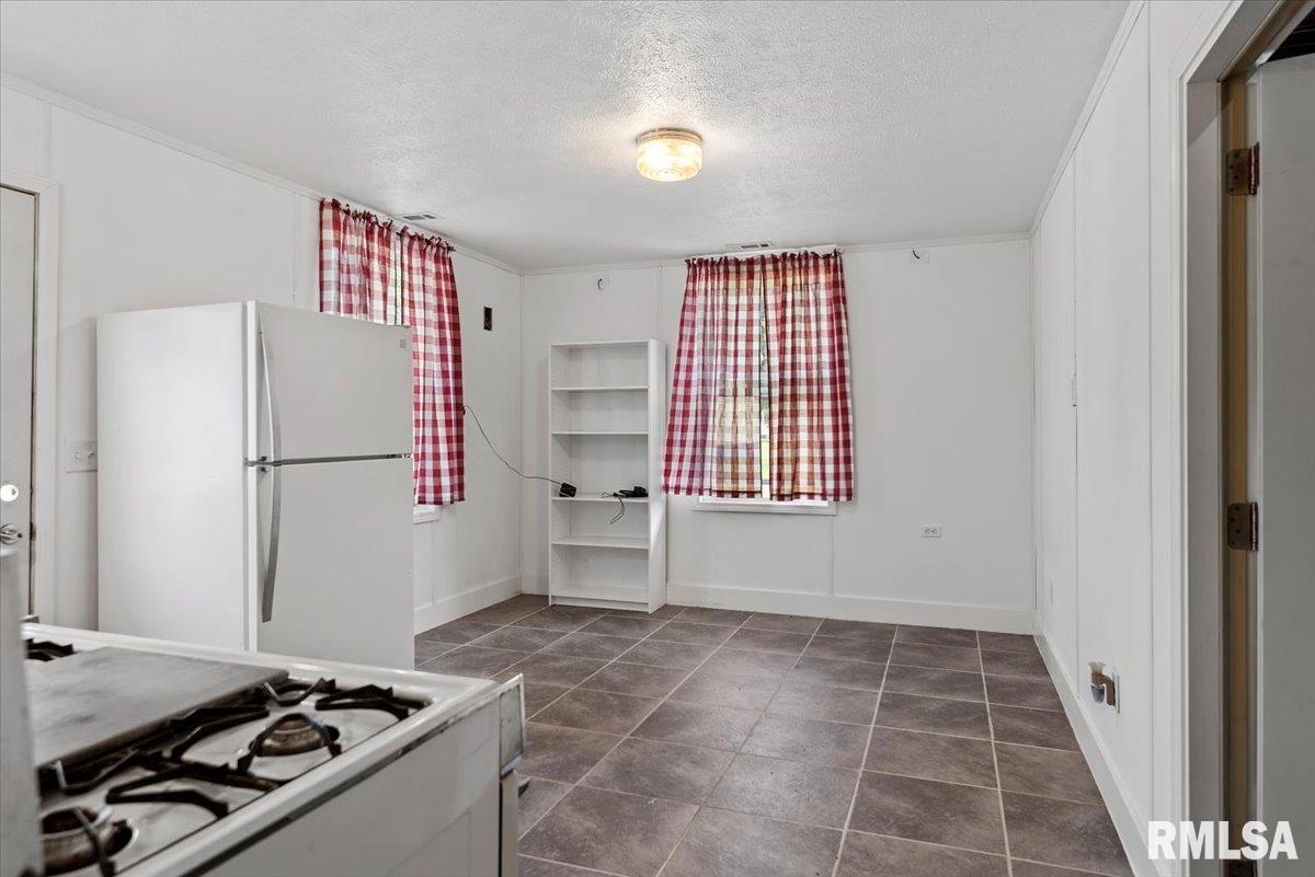 4101 N 8th Street, Springfield, Illinois image 39