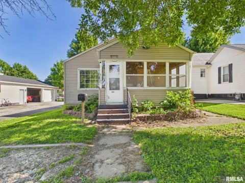 Homes For Sale - 551 3rd Street<br/> Logan County, Lincoln, IL 62656