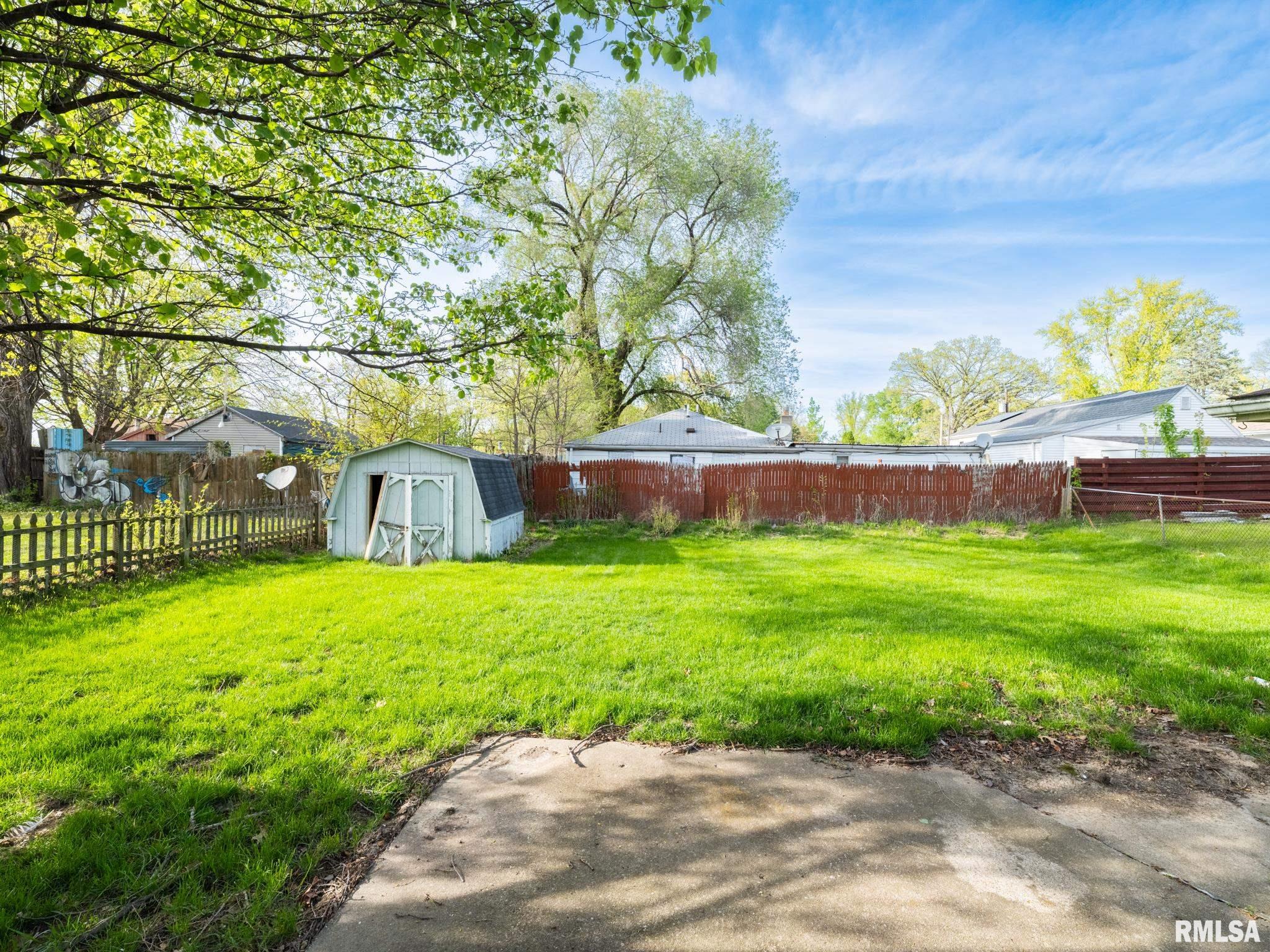 317 Smith Street, Creve Coeur, Illinois image 10
