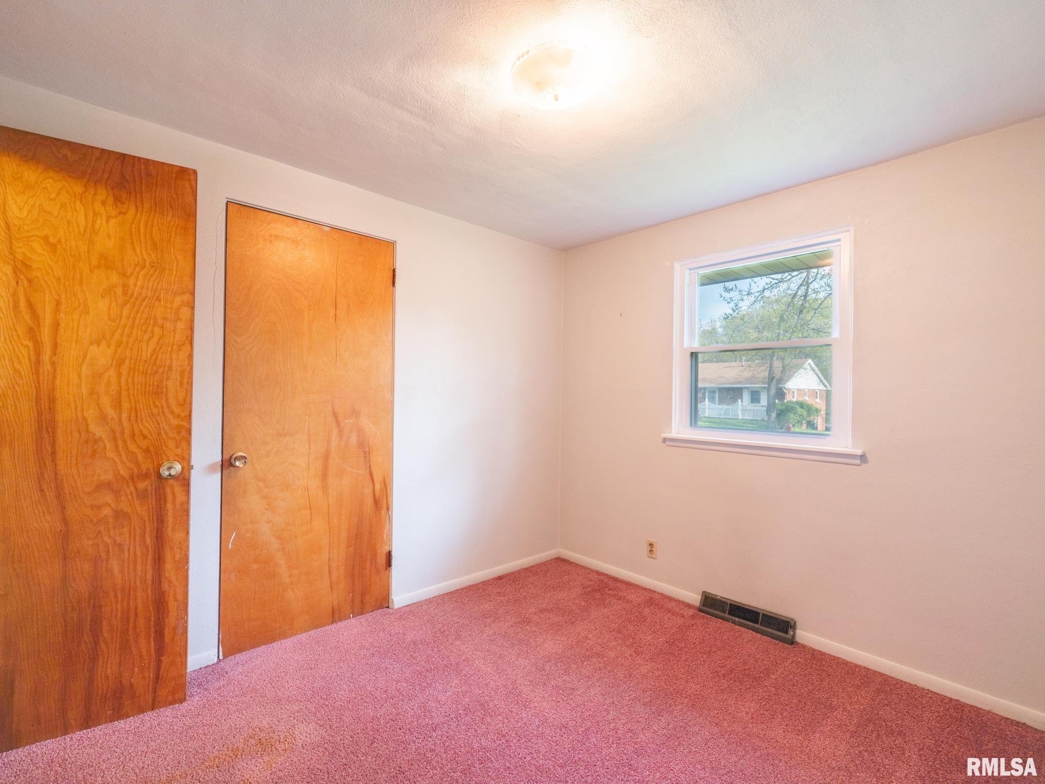 317 Smith Street, Creve Coeur, Illinois image 49