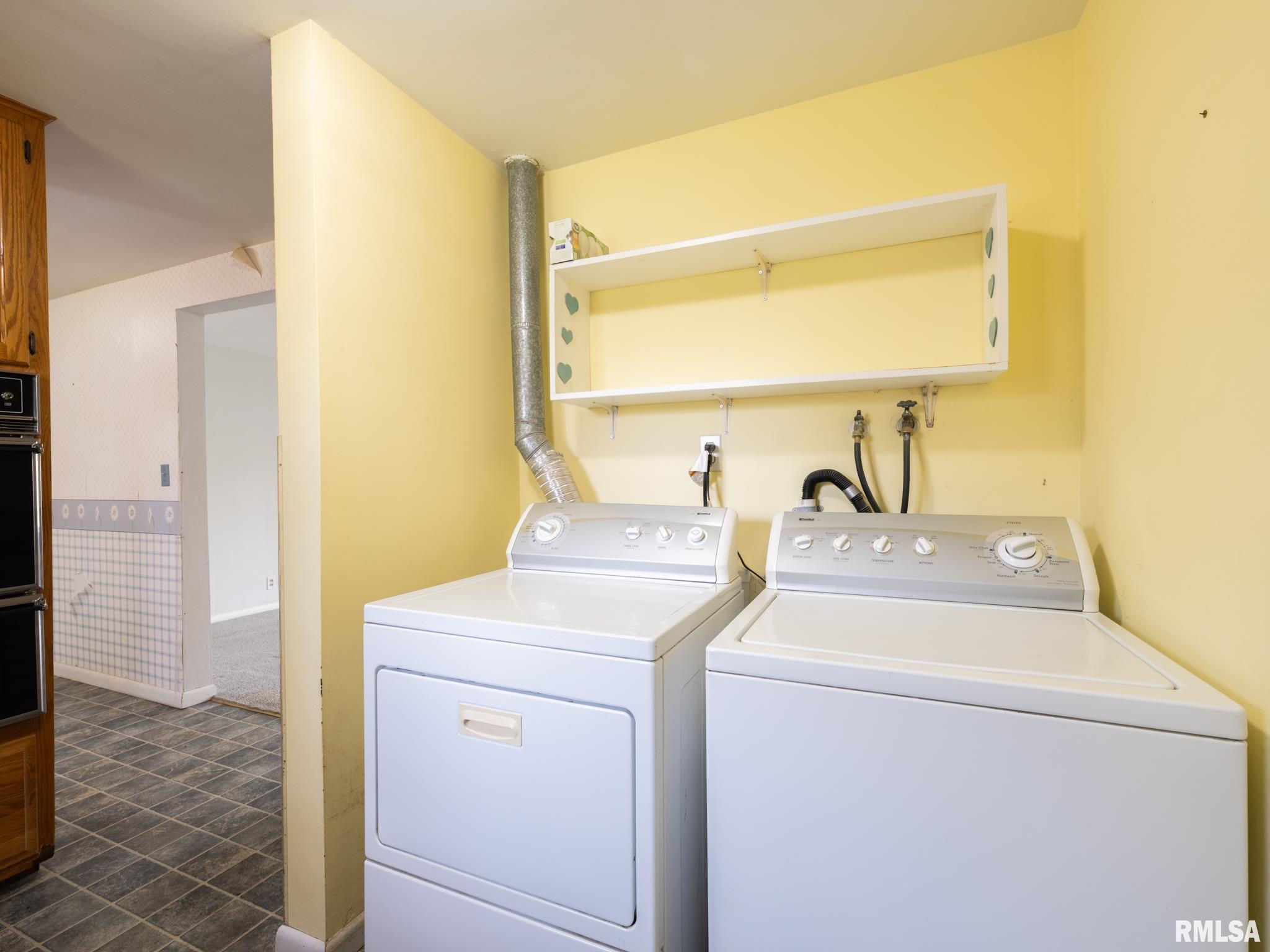 317 Smith Street, Creve Coeur, Illinois image 20
