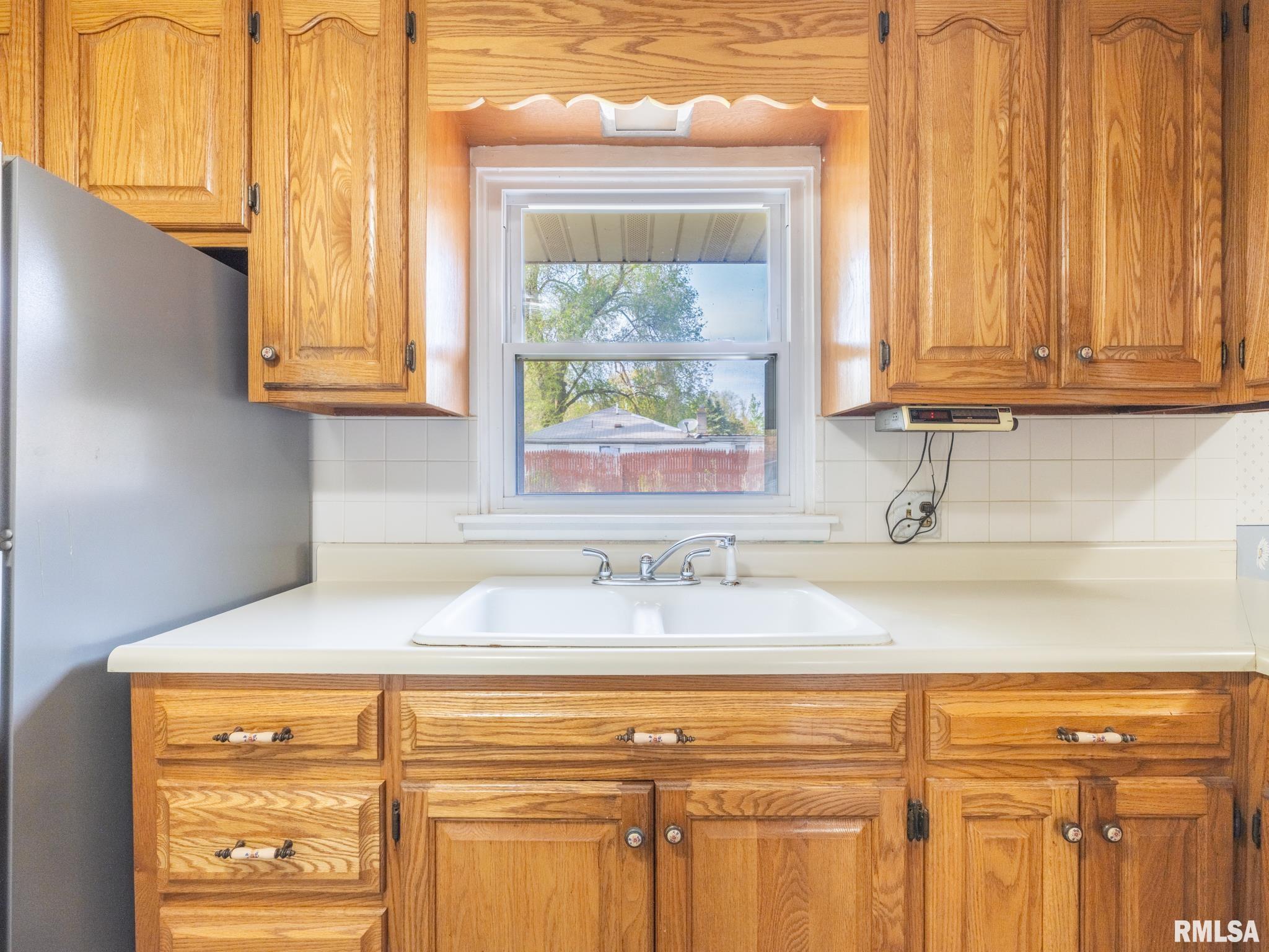 317 Smith Street, Creve Coeur, Illinois image 24