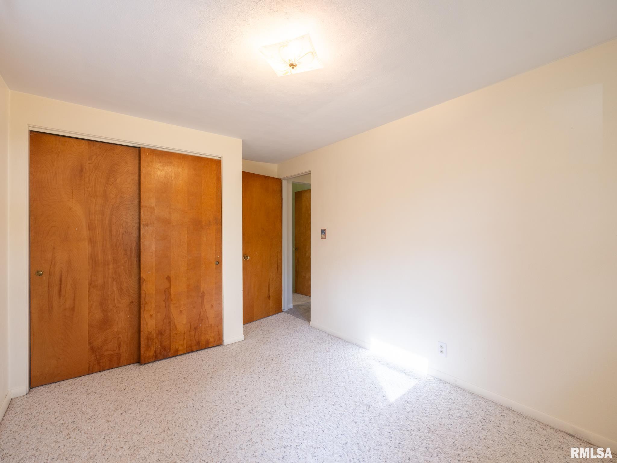 317 Smith Street, Creve Coeur, Illinois image 40