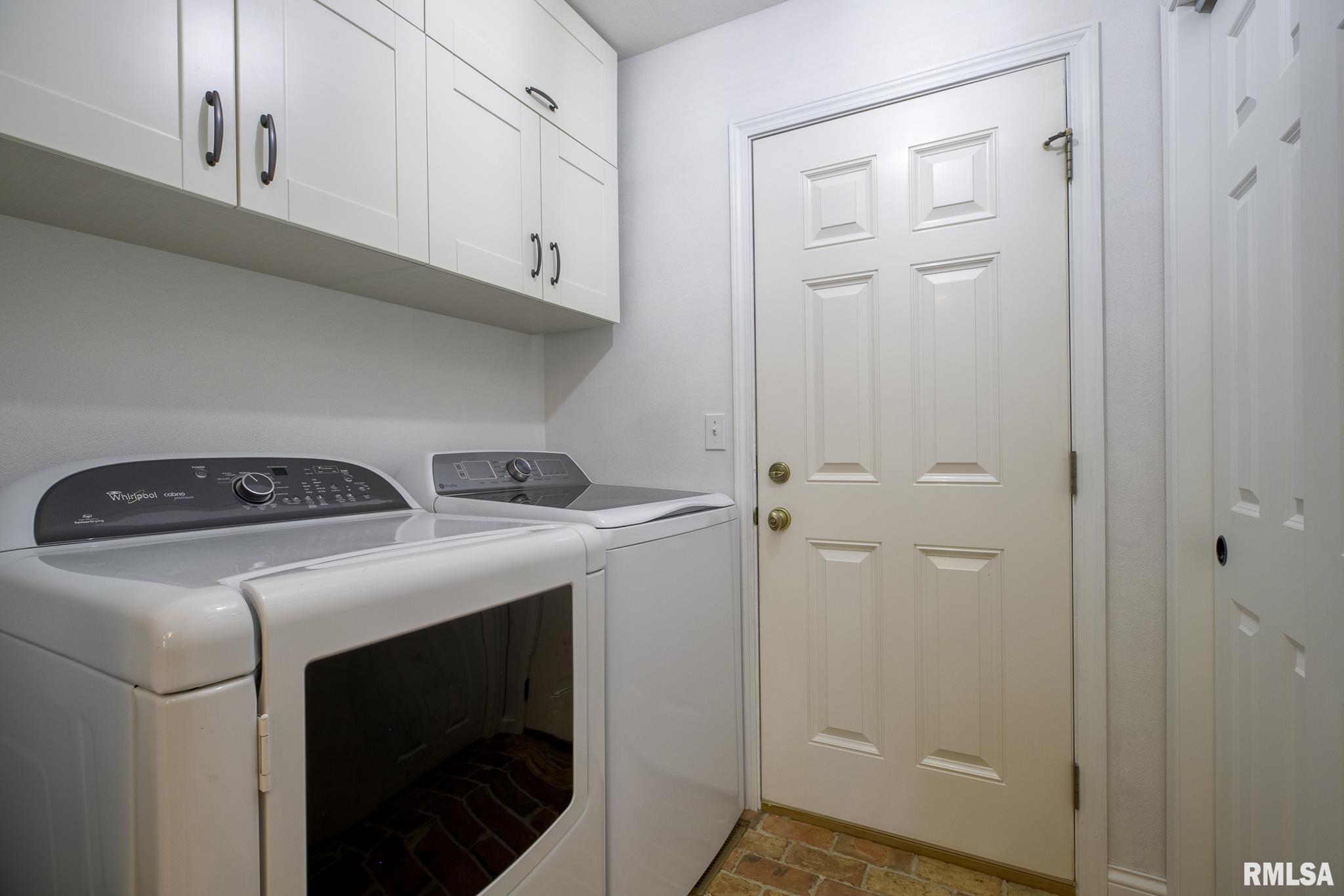 1172 Stratford Court, East Peoria, Illinois image 30