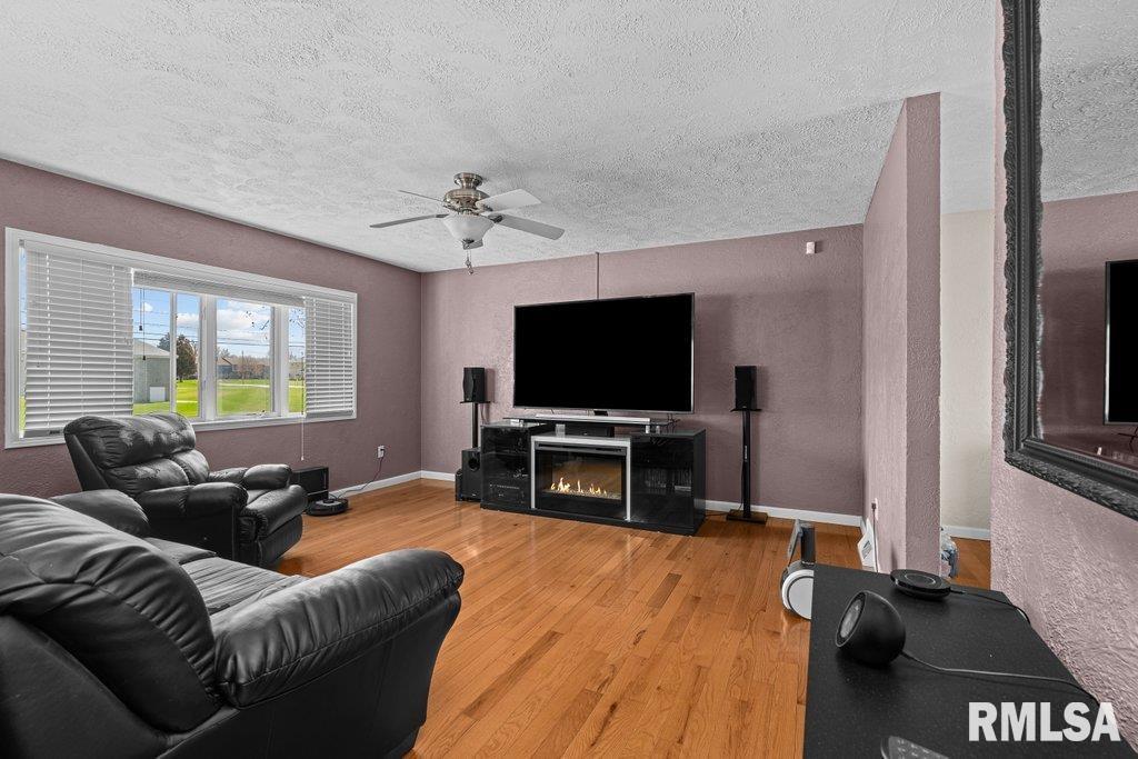3829 29th Avenue, Rock Island, Illinois image 7