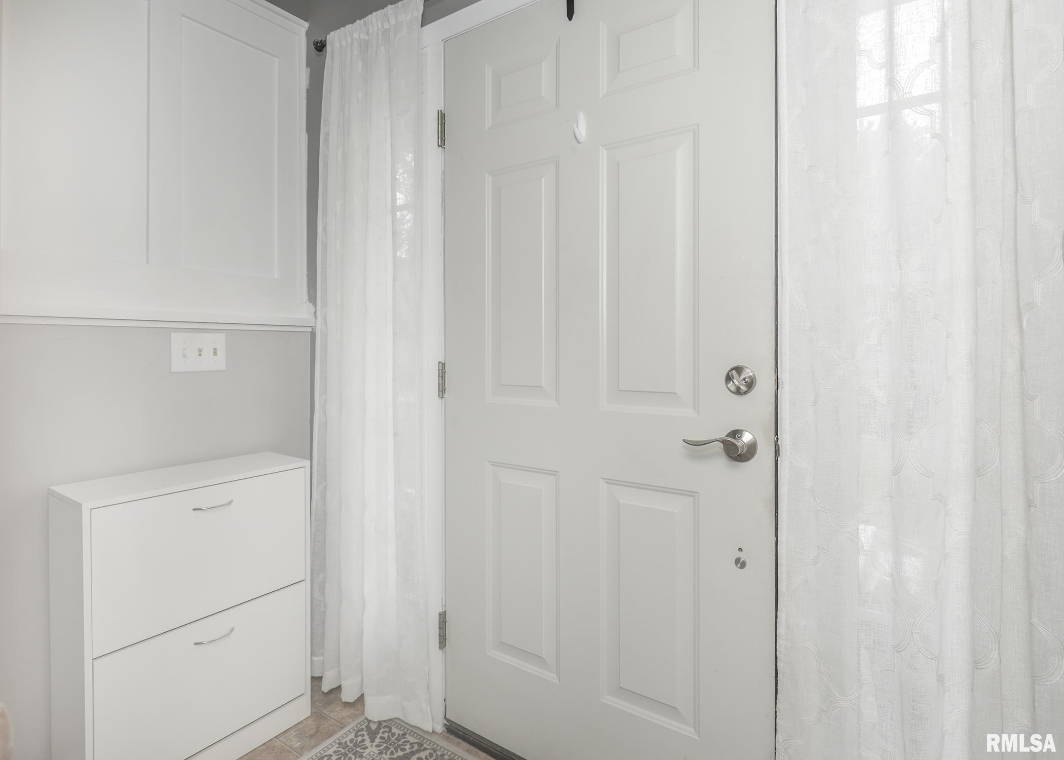 2705 34th Avenue Court, Rock Island, Illinois image 23
