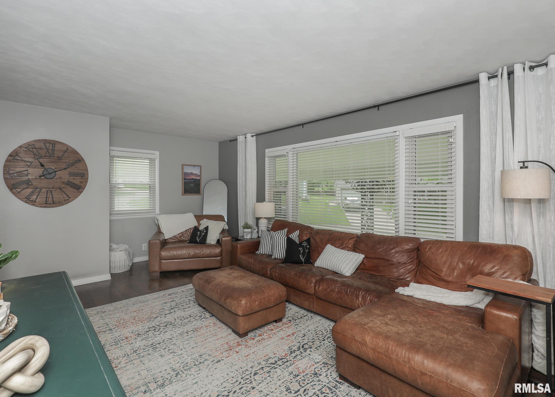 2705 34th Avenue Court, Rock Island, Illinois image 4