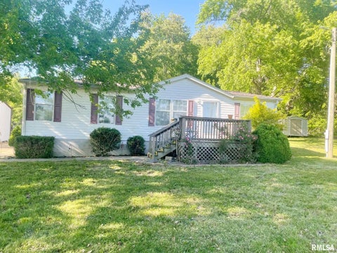 Homes For Sale - 6985 Izaac Walton Road<br/> Franklin County, Benton, IL 62812