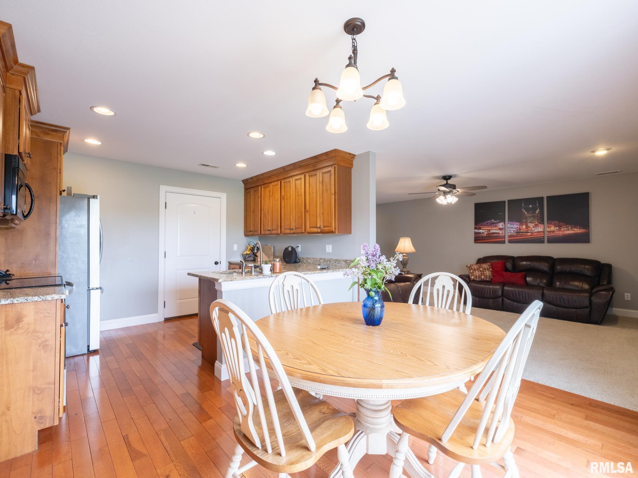 904 Mallard Way, Washington, Illinois image 14