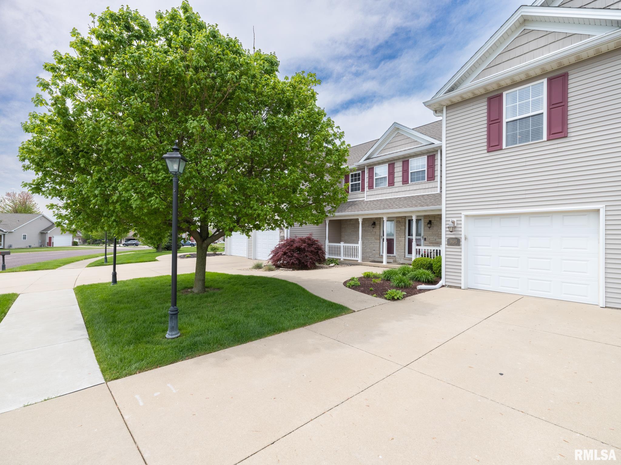 904 Mallard Way, Washington, Illinois image 2