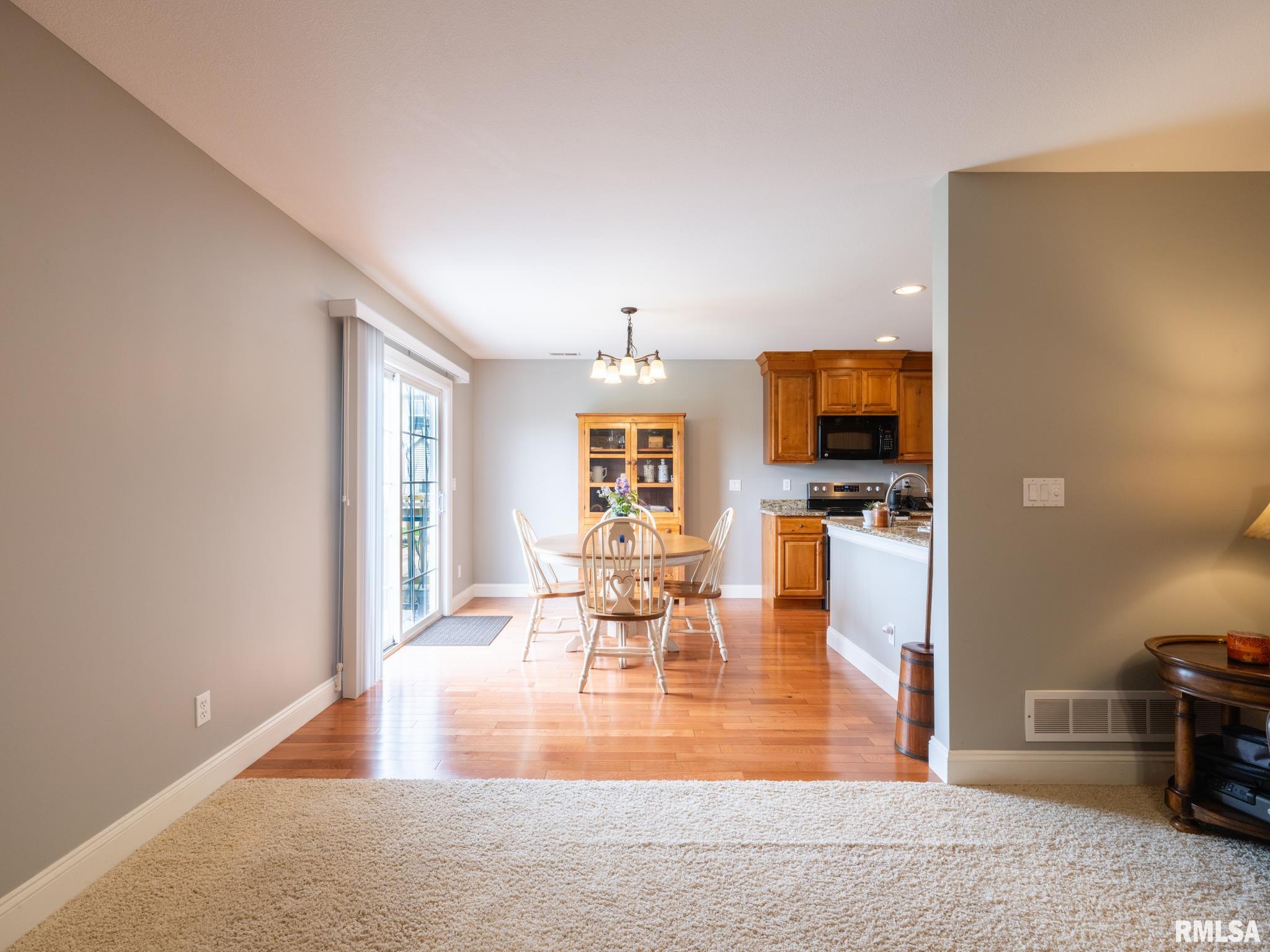 904 Mallard Way, Washington, Illinois image 16