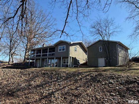 Homes For Sale - 373 Fir Road<br/> Petersburg, IL 62675