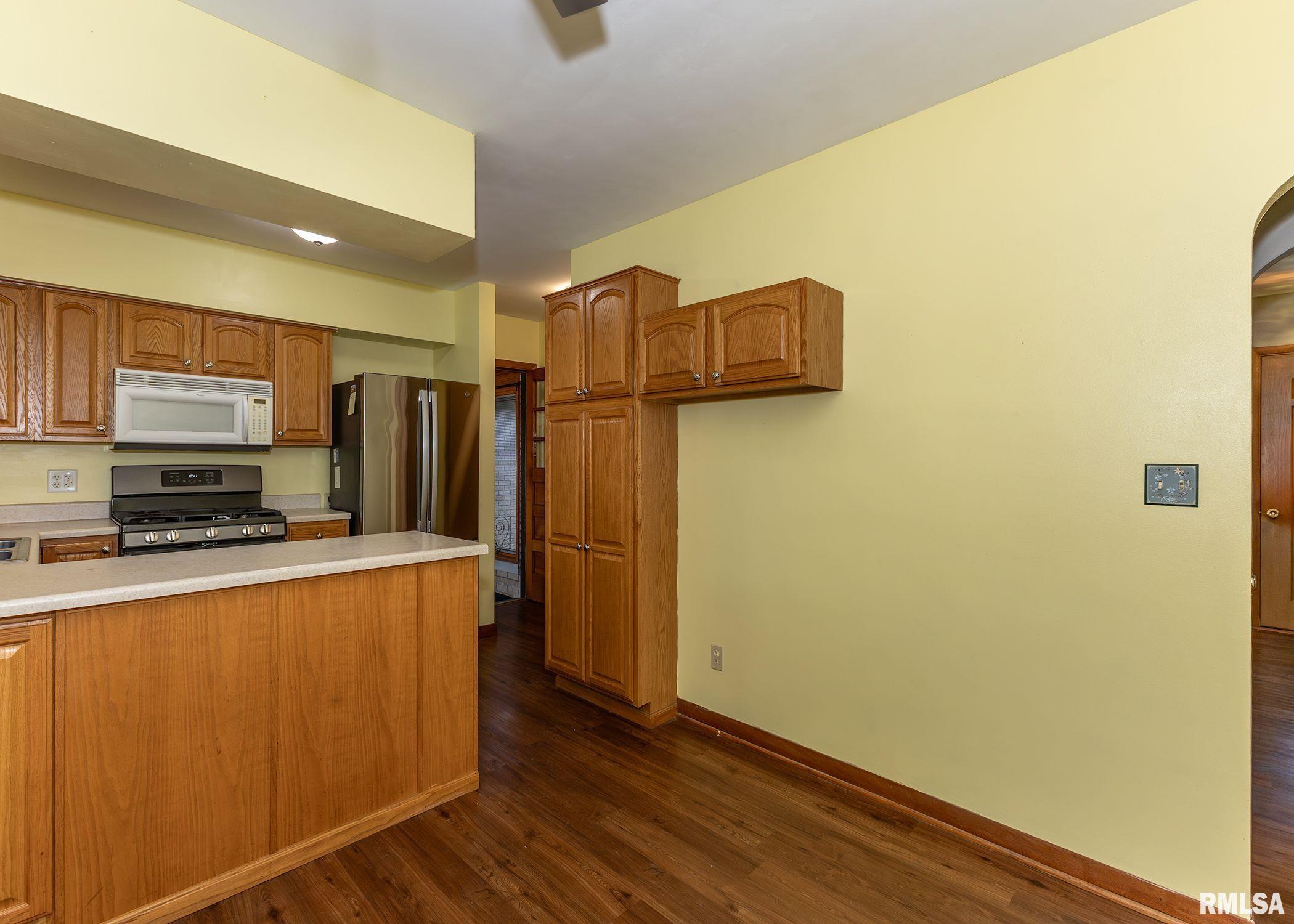 3418 25th Street, Rock Island, Illinois image 10