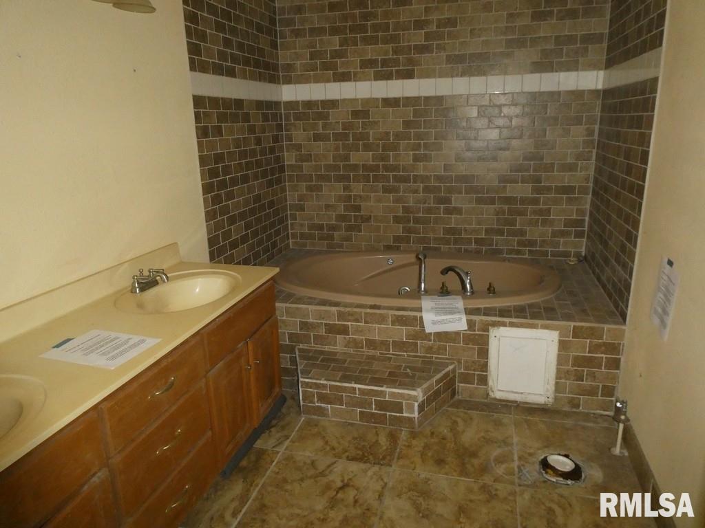 221 Eastdale Avenue, Springfield, Illinois image 13