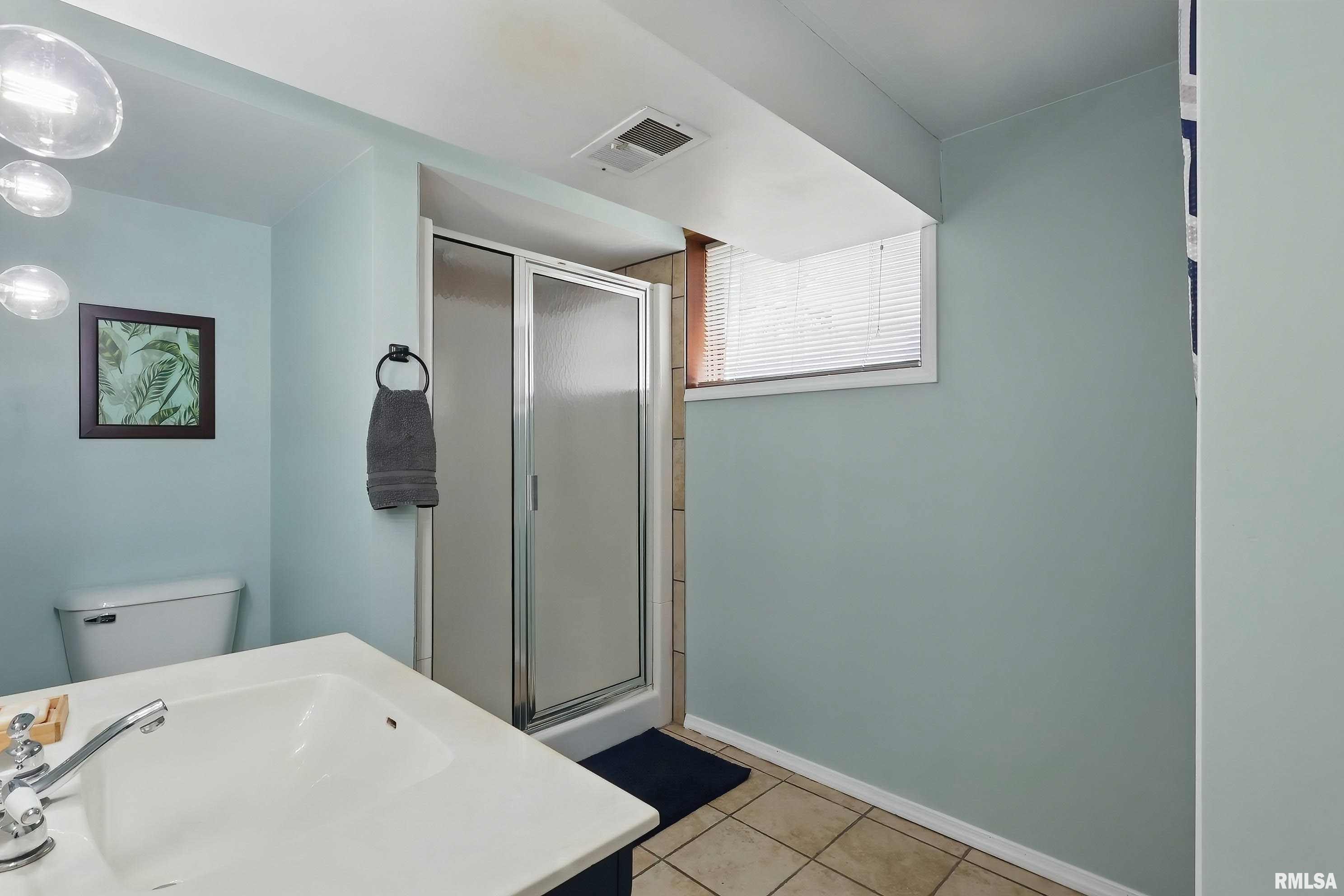 1019 31st Street, Bettendorf, Iowa image 26