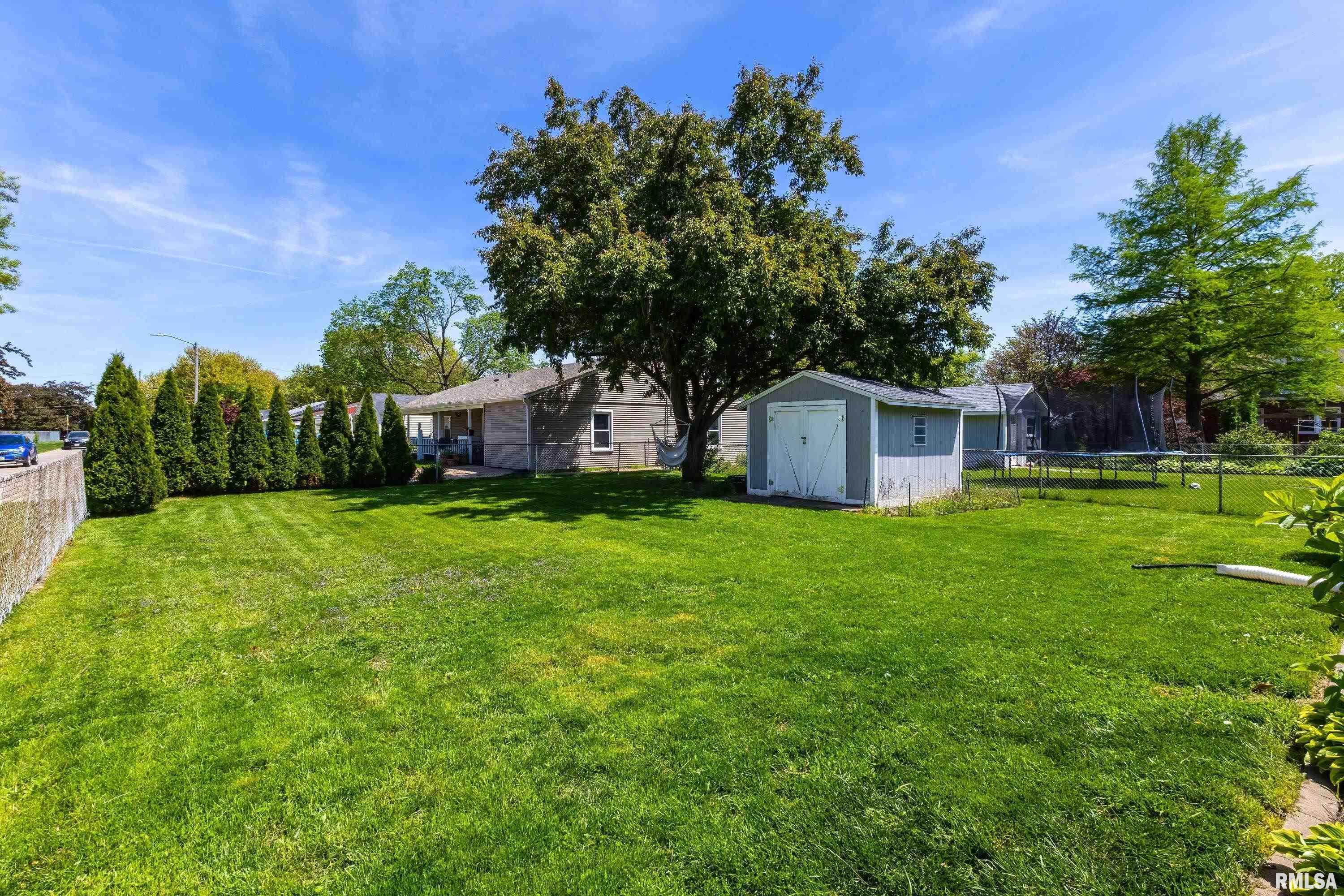 1019 31st Street, Bettendorf, Iowa image 28