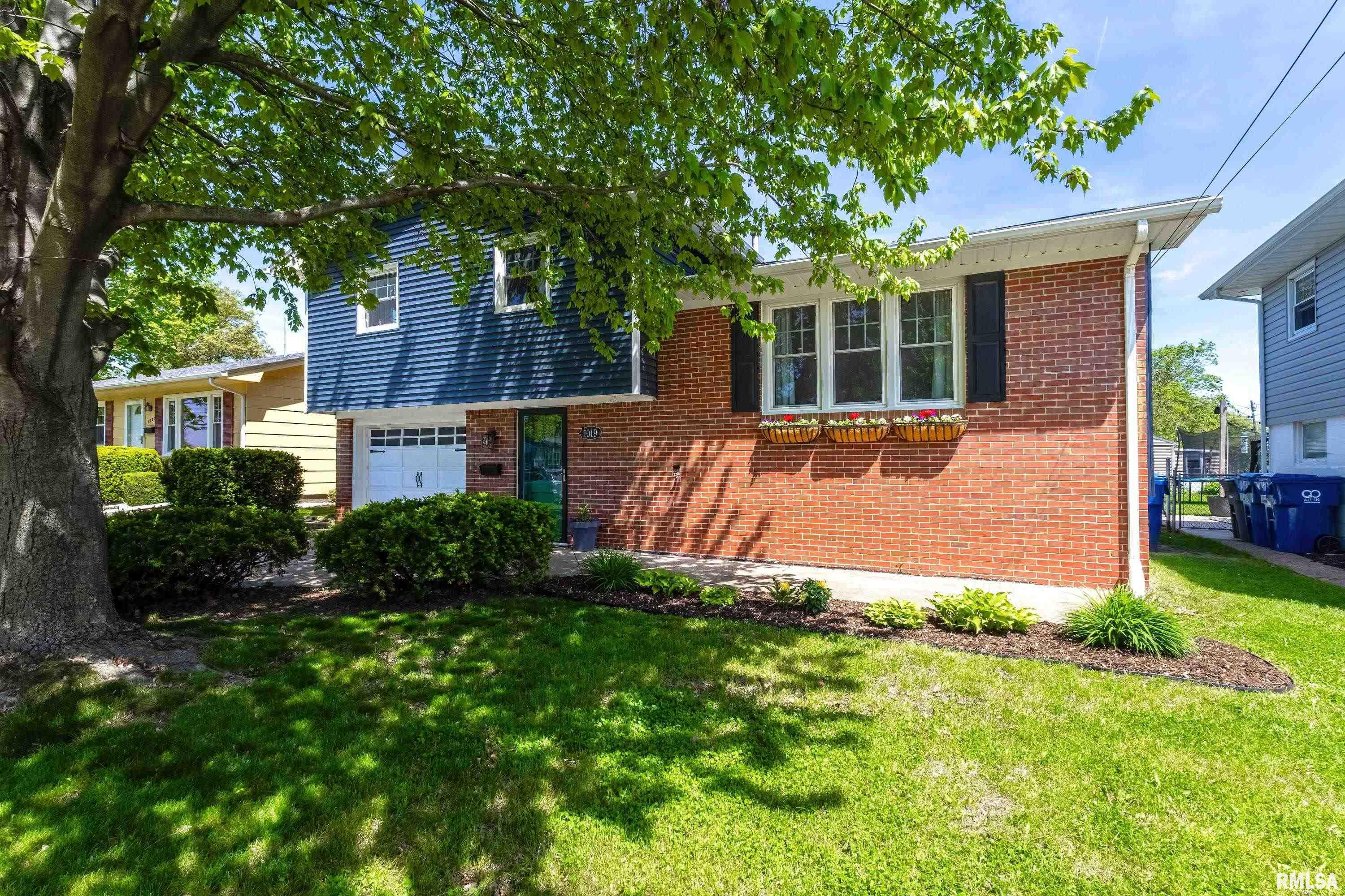 1019 31st Street, Bettendorf, Iowa image 35