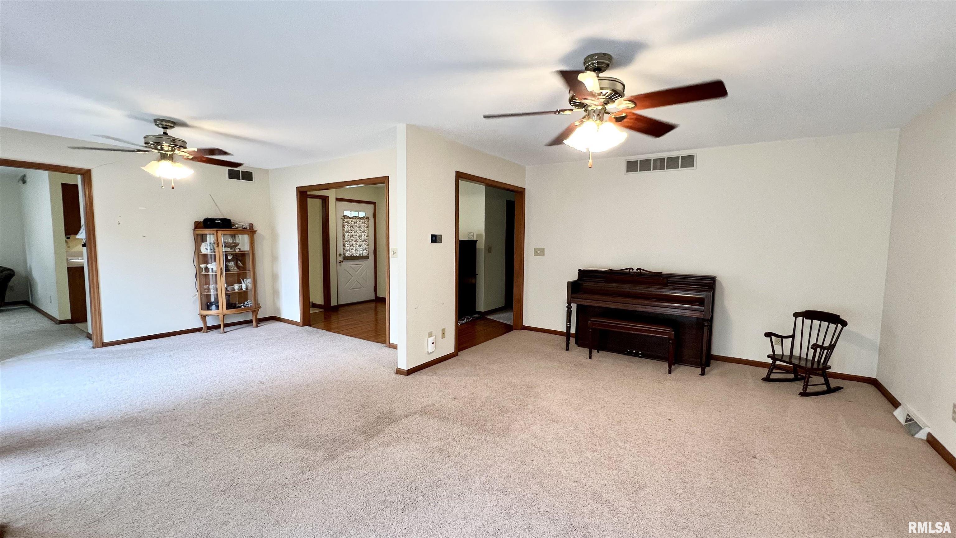 513 Richmond Drive, Chatham, Illinois image 16